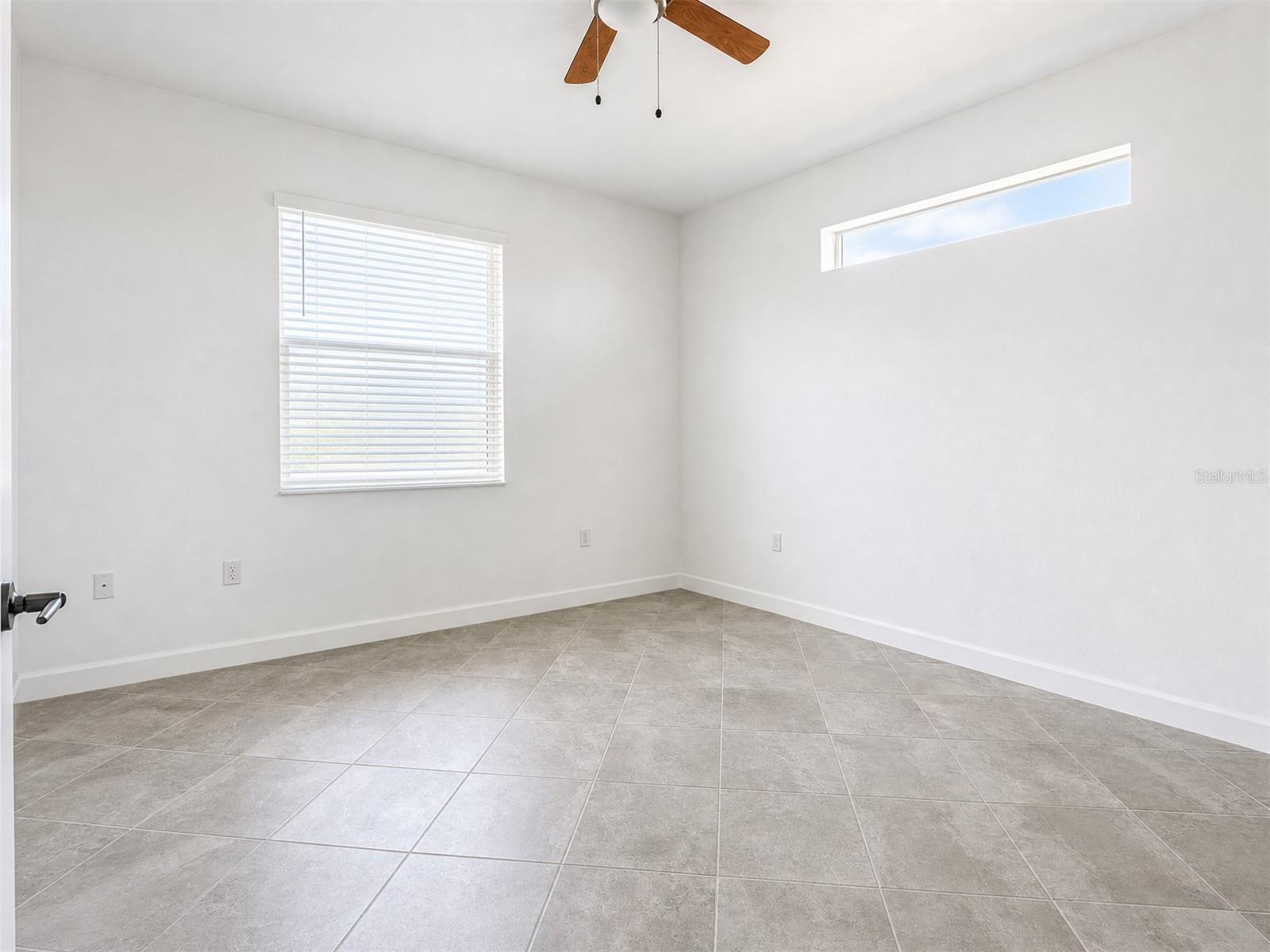 8125 SHORE LAKE DR, ENGLEWOOD, FL, 34224