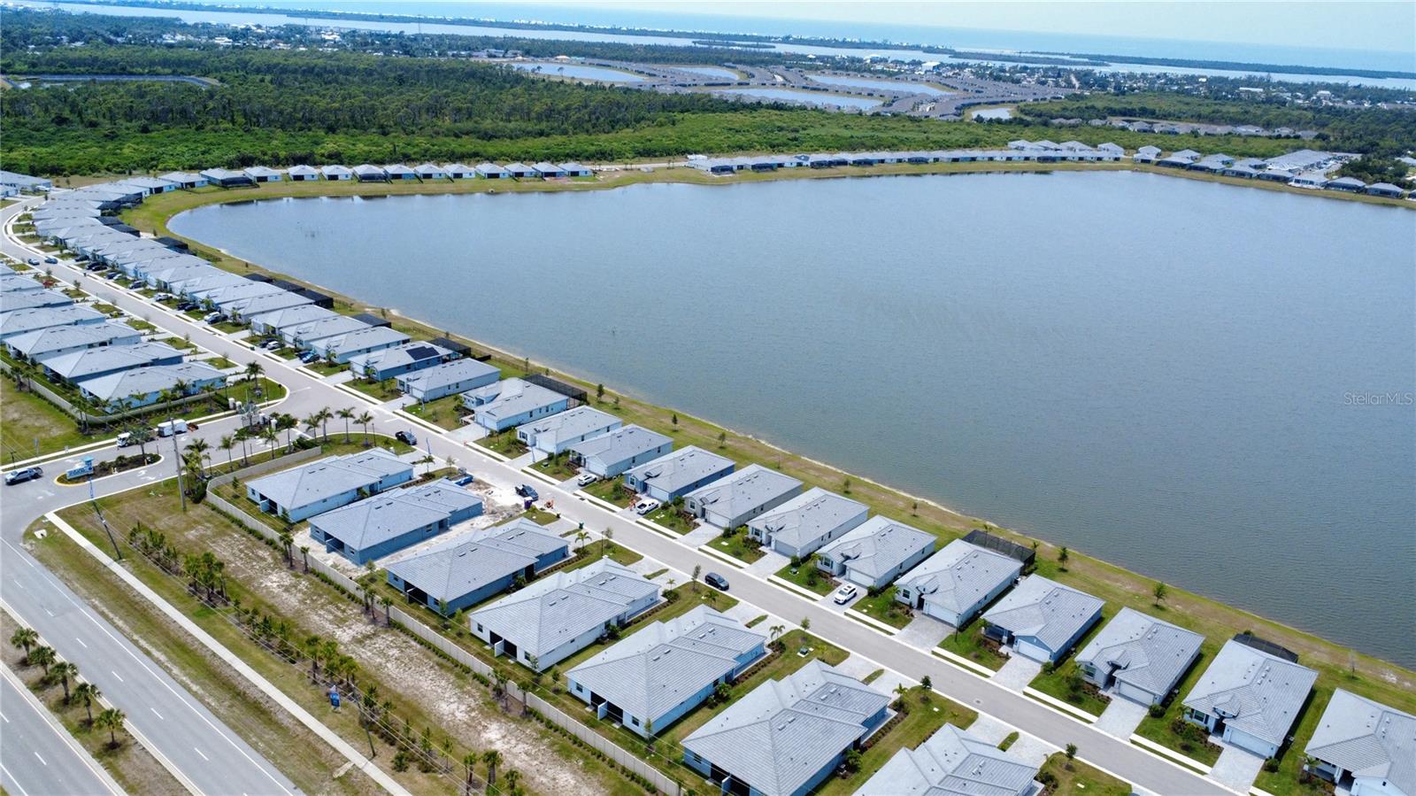 8125 SHORE LAKE DR, ENGLEWOOD, FL, 34224