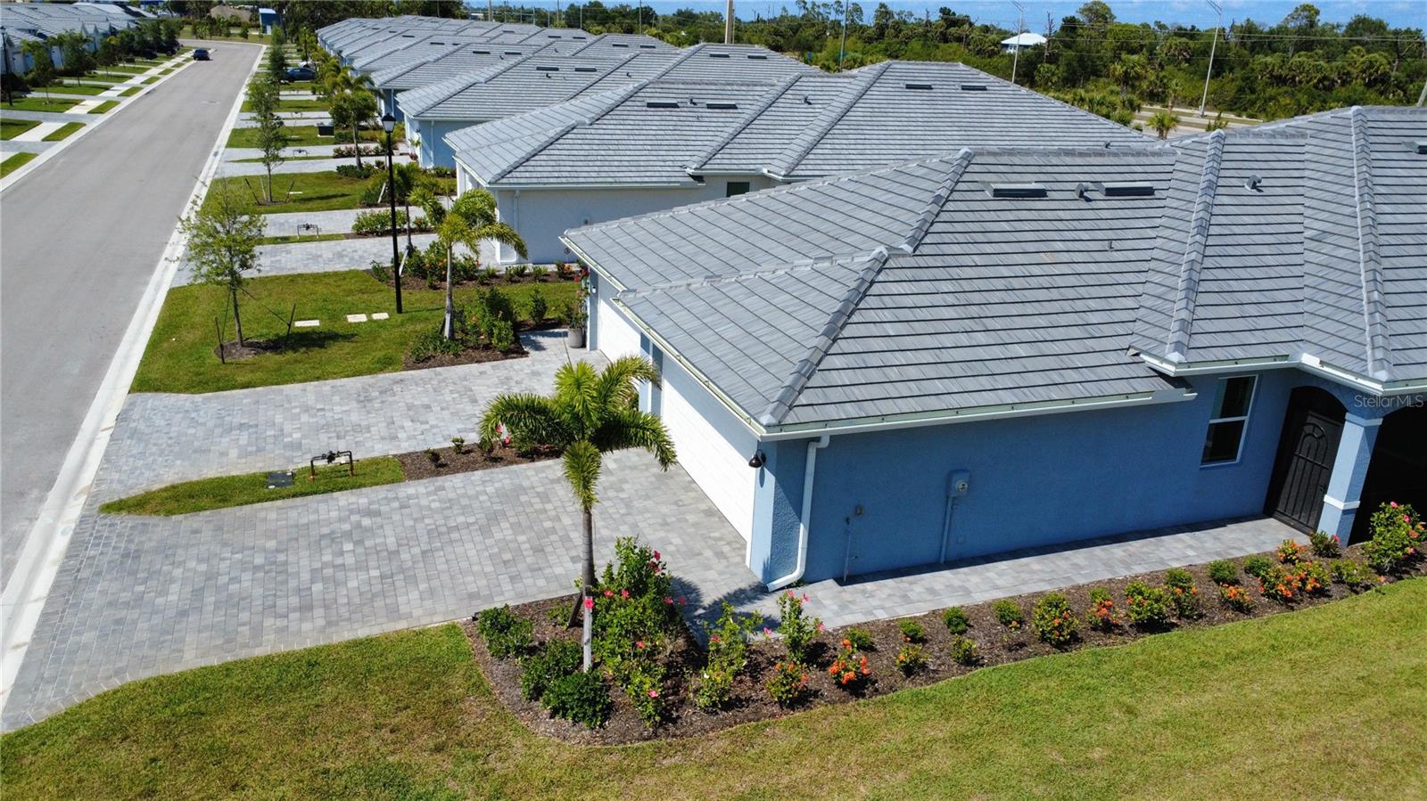 8125 SHORE LAKE DR, ENGLEWOOD, FL, 34224