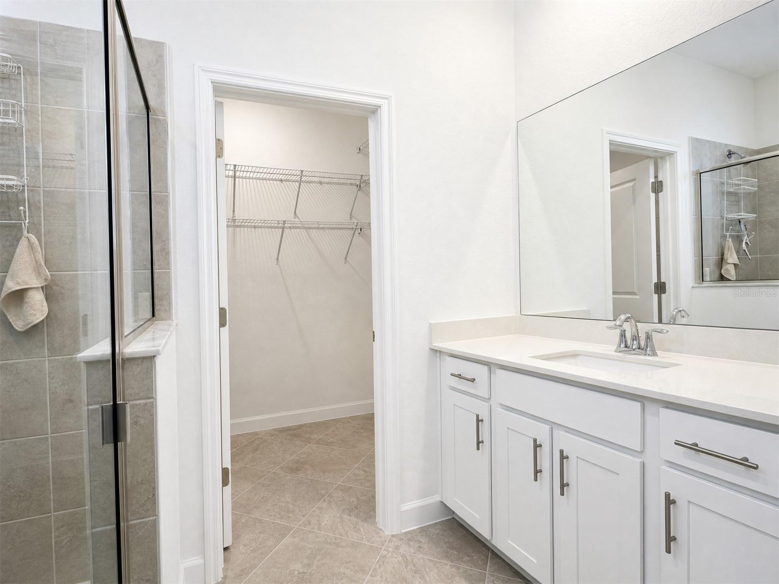 8125 SHORE LAKE DR, ENGLEWOOD, FL, 34224