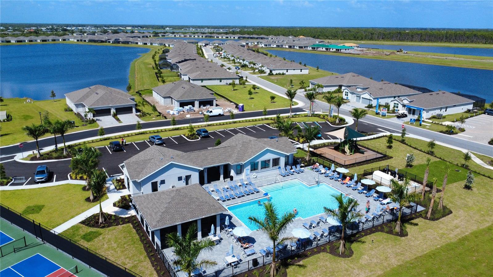 8125 SHORE LAKE DR, ENGLEWOOD, FL, 34224