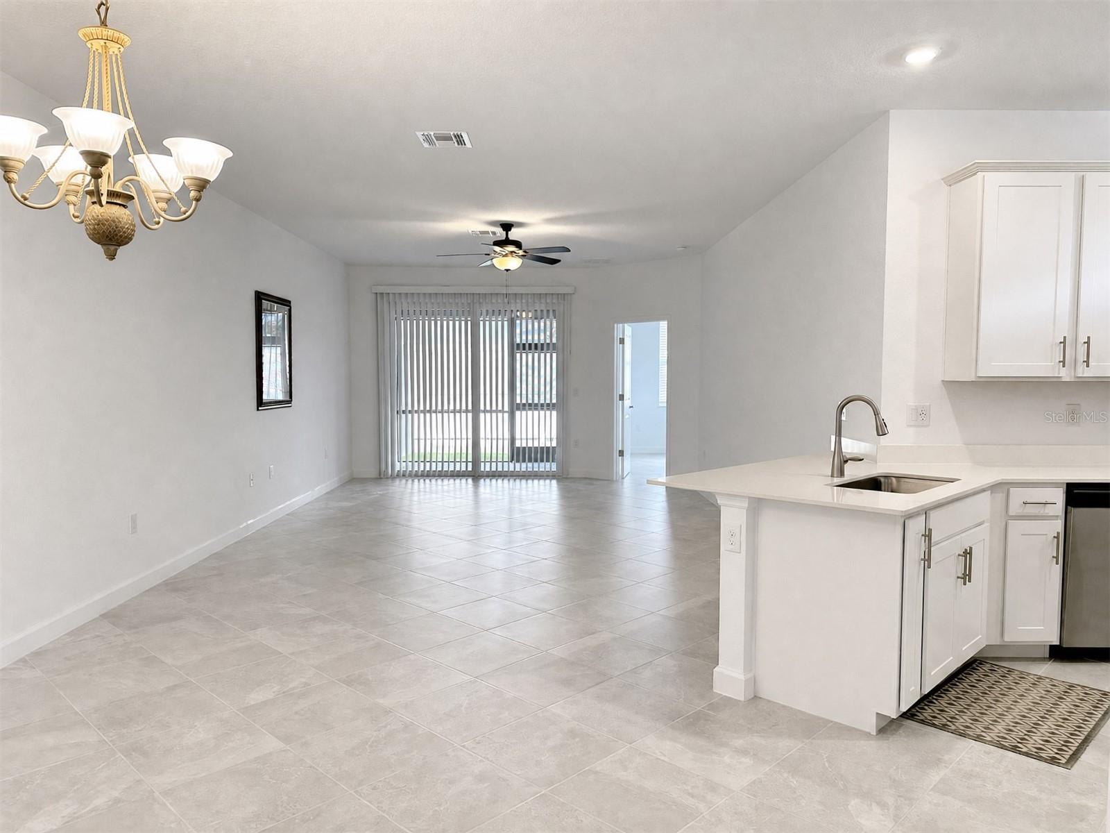 8125 SHORE LAKE DR, ENGLEWOOD, FL, 34224