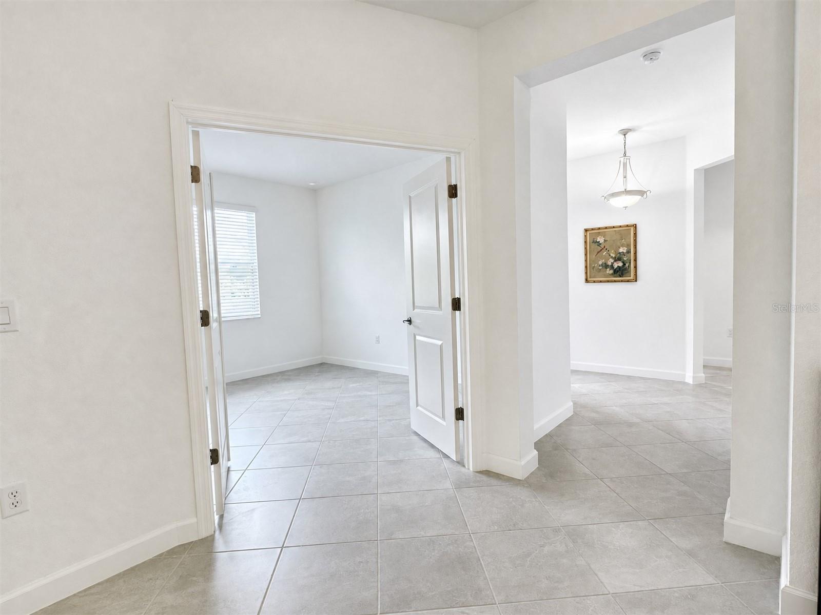 8125 SHORE LAKE DR, ENGLEWOOD, FL, 34224