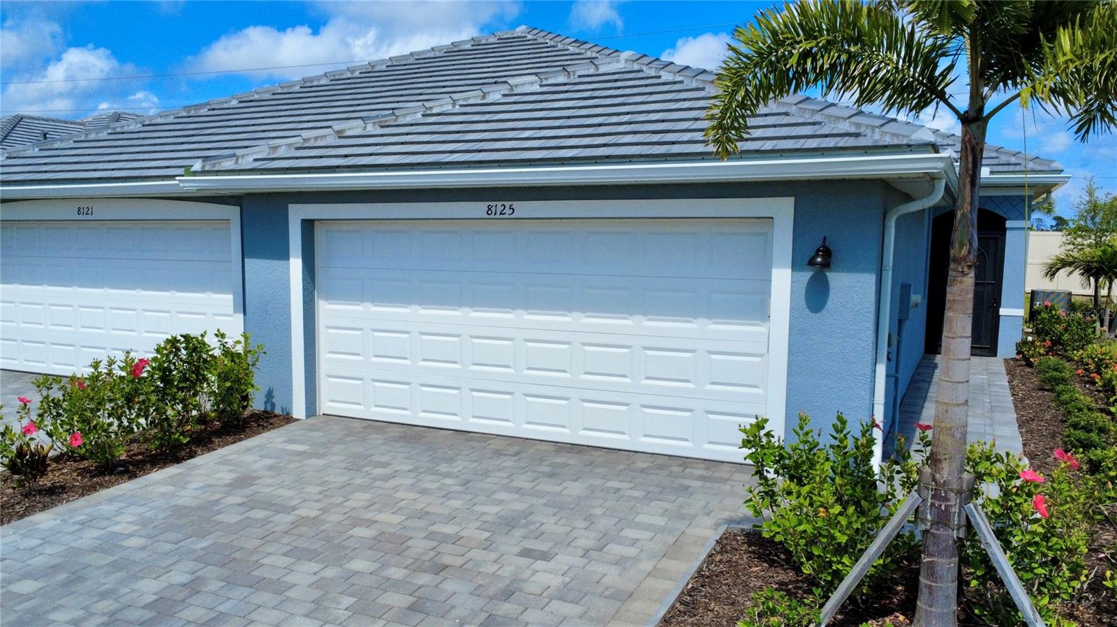 8125 SHORE LAKE DR, ENGLEWOOD, FL, 34224