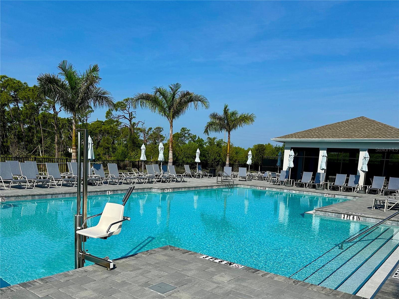 8125 SHORE LAKE DR, ENGLEWOOD, FL, 34224