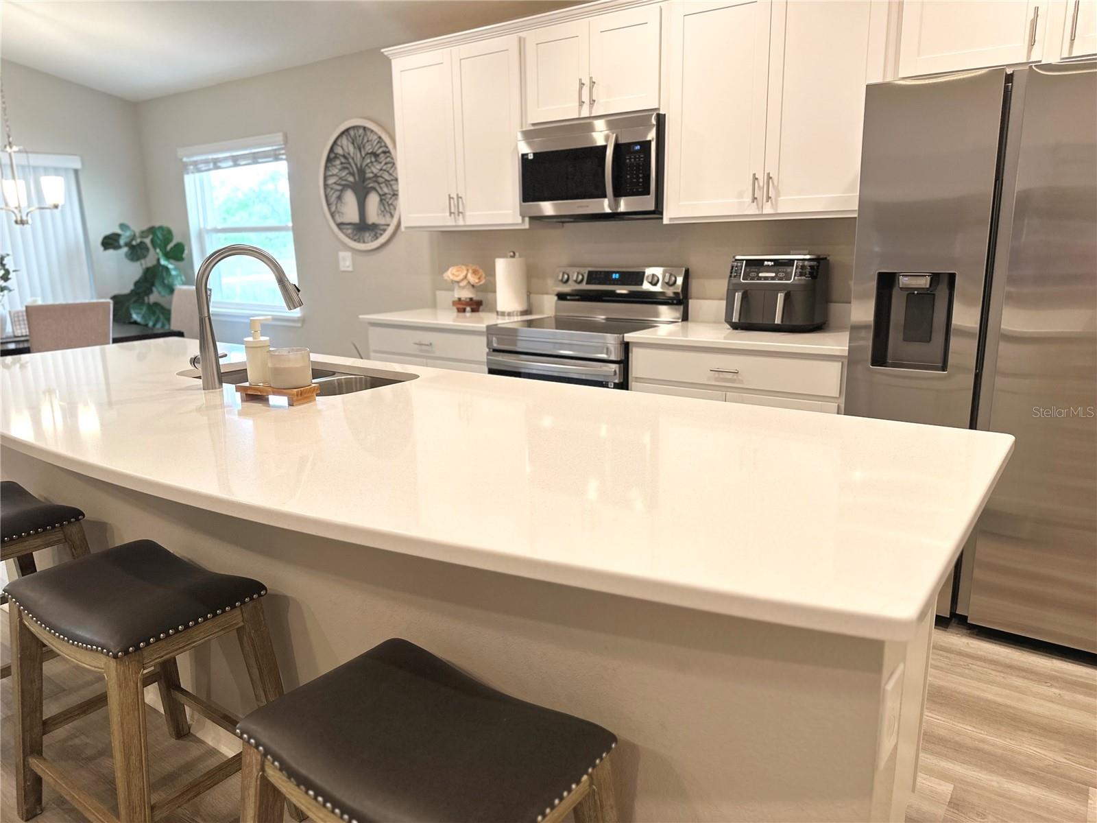 2000 GOLDEN BEAK DR, EAGLE LAKE, FL, 33839