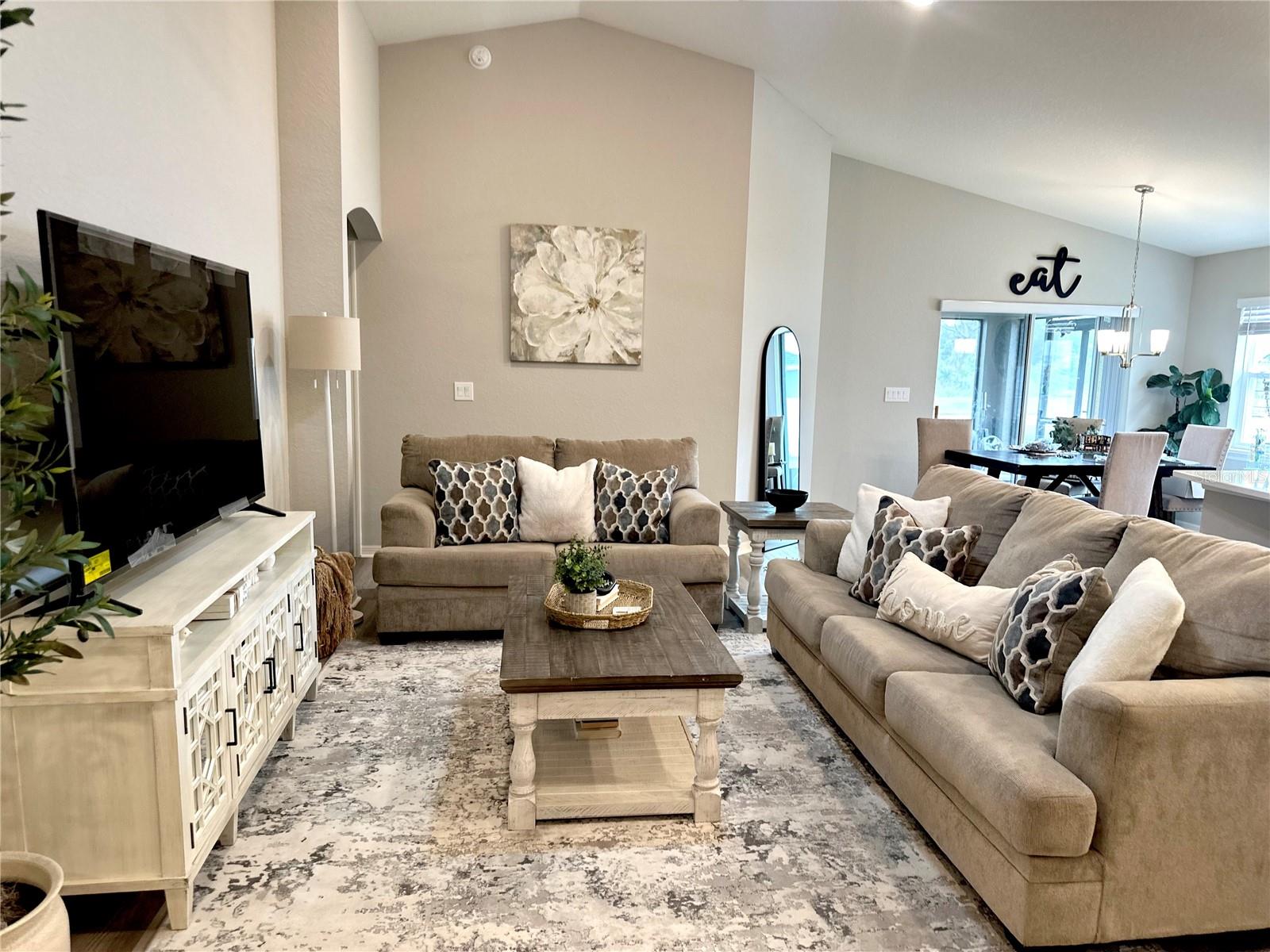 2000 GOLDEN BEAK DR, EAGLE LAKE, FL, 33839