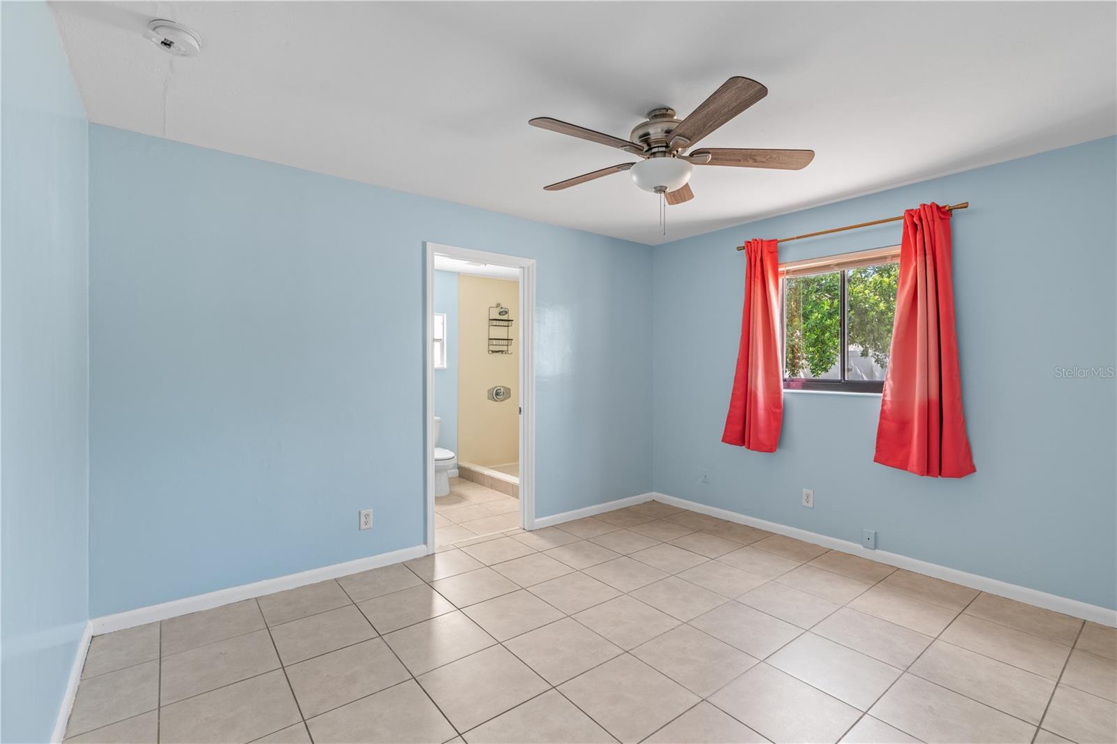 3711 W LEILA AVE, TAMPA, FL, 33611