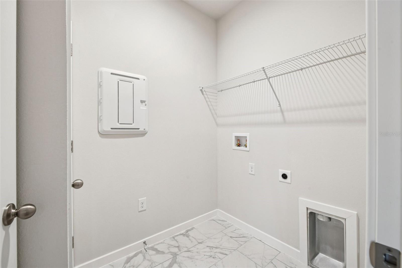 536 E BERESFORD AVE, DELAND, FL, 32724
