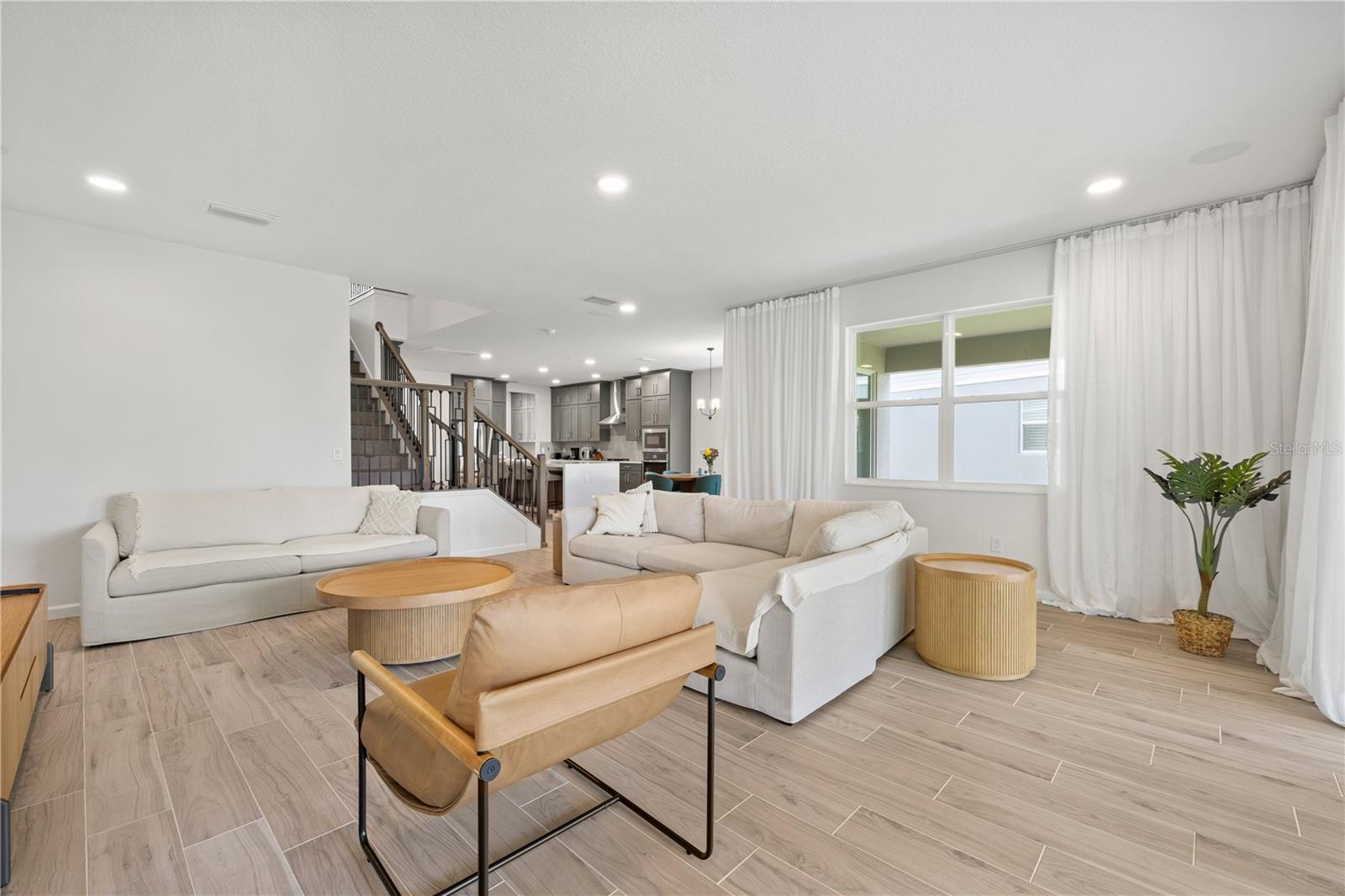 17372 GLOSSY POMELO WAY, WINTER GARDEN, FL, 34787