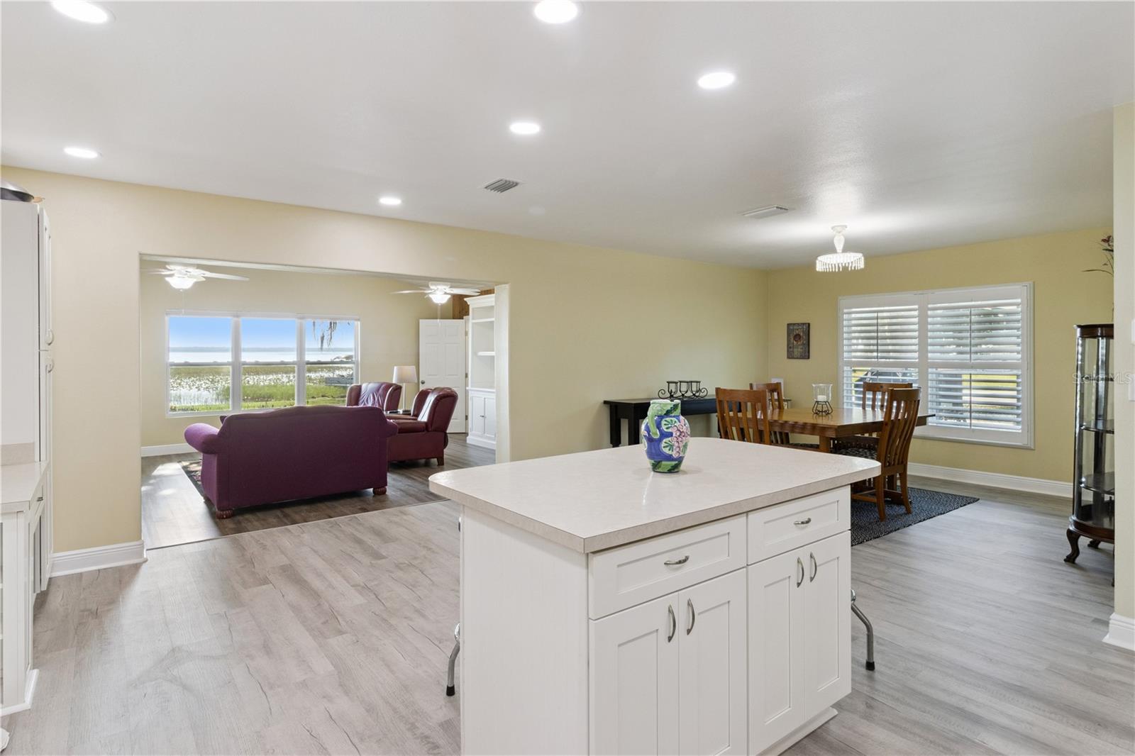 10742 W BEACH PKWY, LAKE WALES, FL, 33898