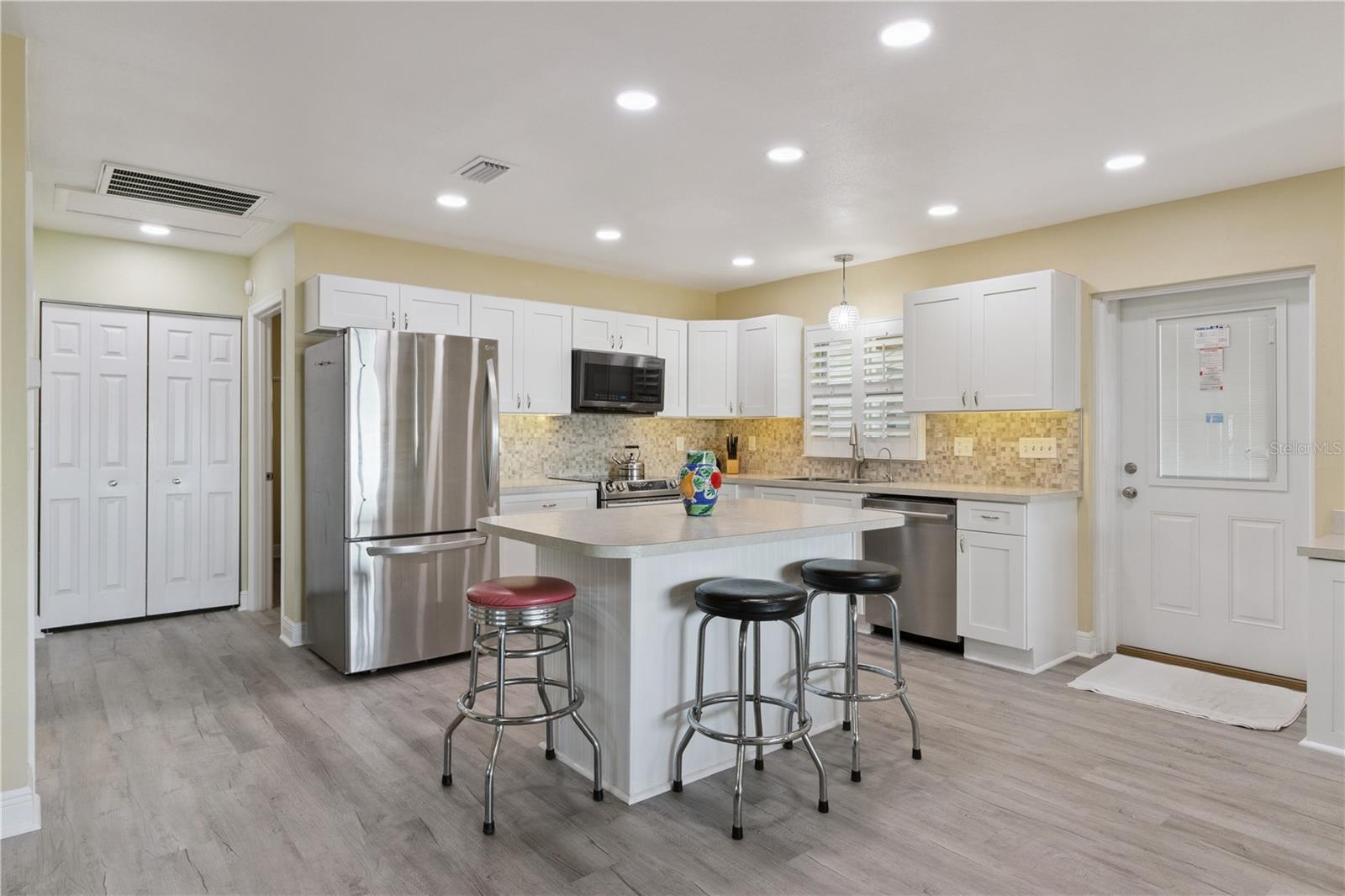 10742 W BEACH PKWY, LAKE WALES, FL, 33898