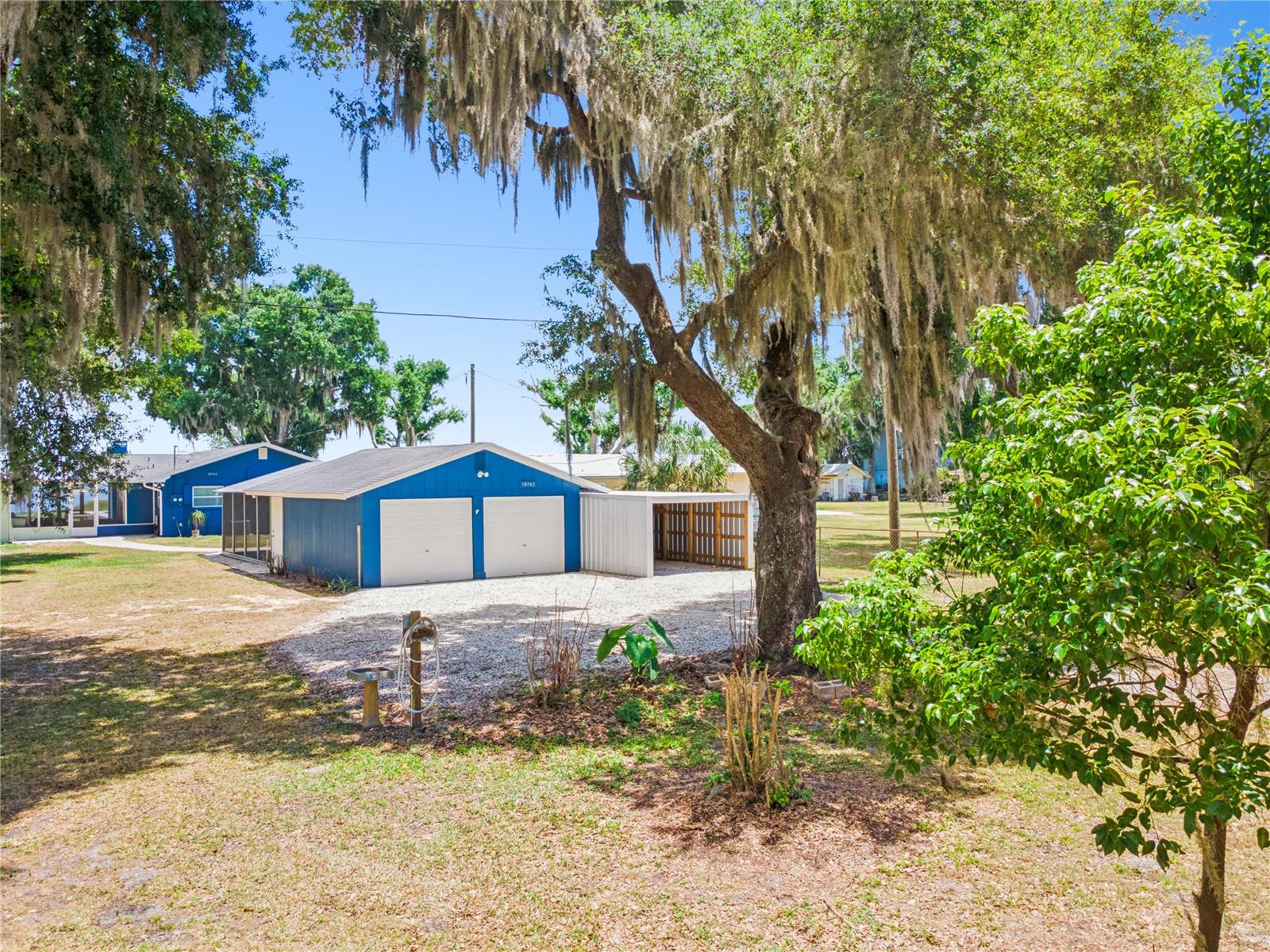 10742 W BEACH PKWY, LAKE WALES, FL, 33898