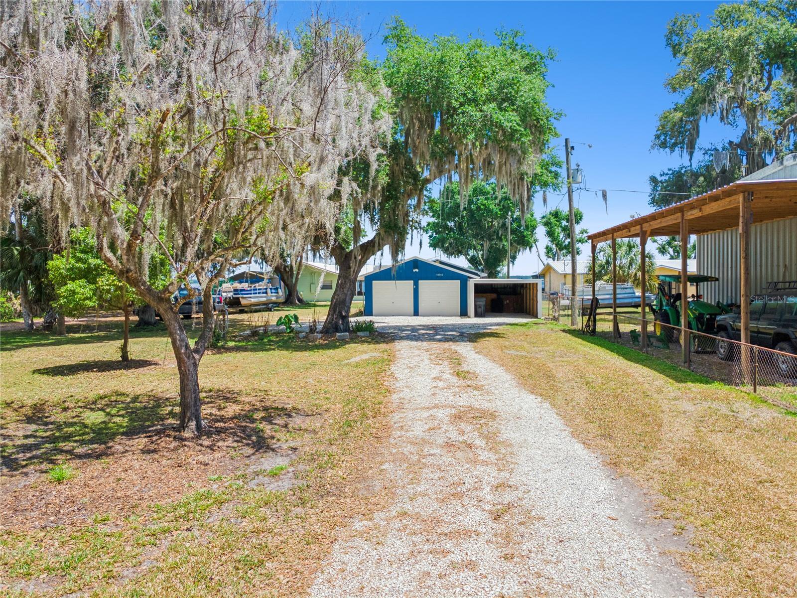 10742 W BEACH PKWY, LAKE WALES, FL, 33898