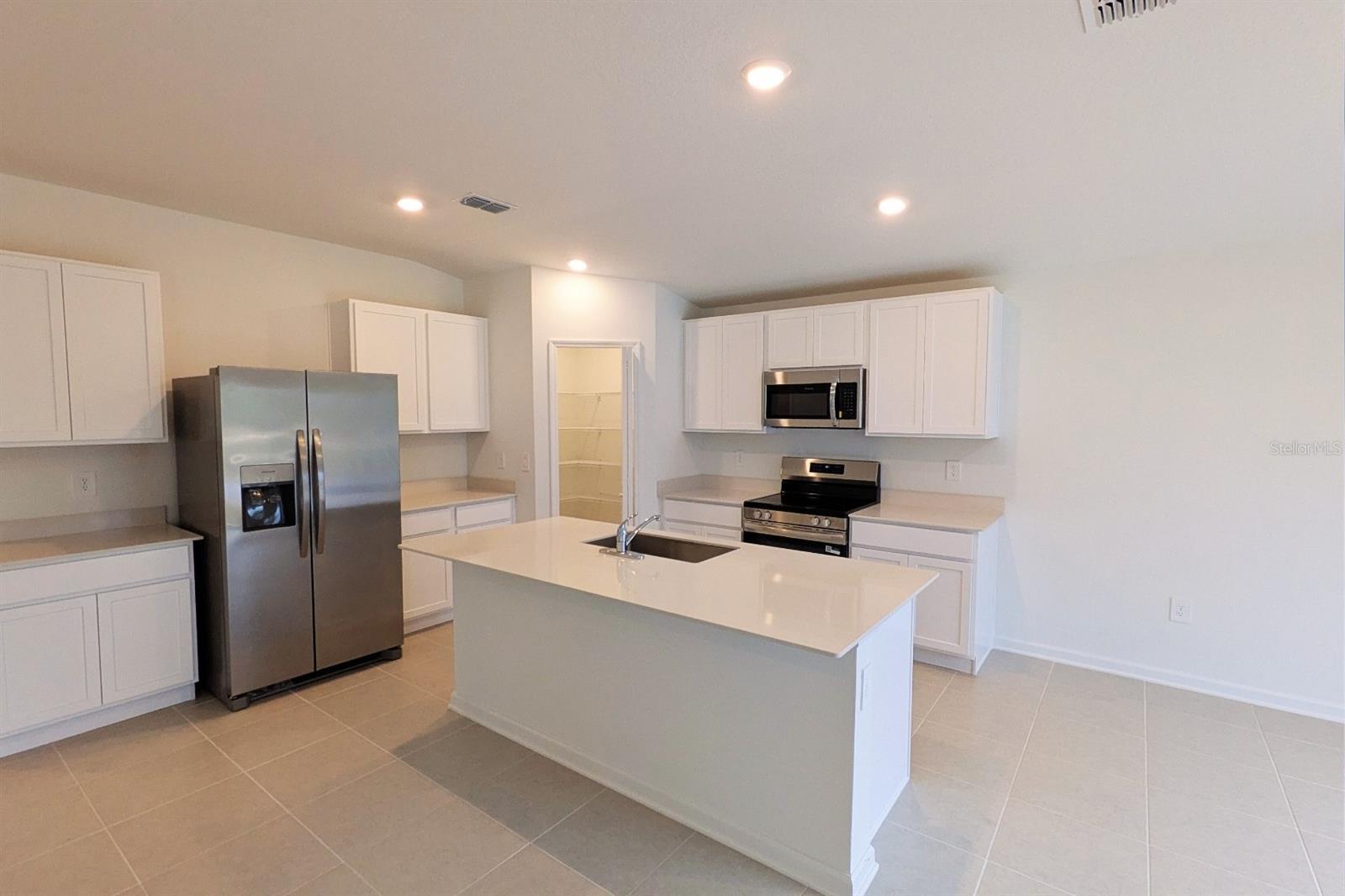 2838 PENNACHIO DR, LAKE WALES, FL, 33853