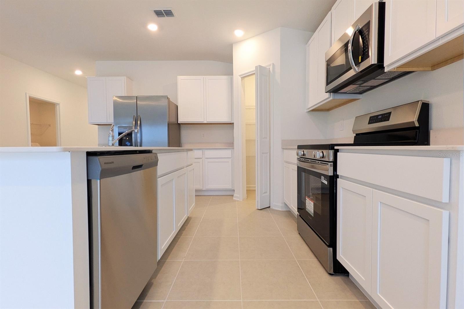 2838 PENNACHIO DR, LAKE WALES, FL, 33853