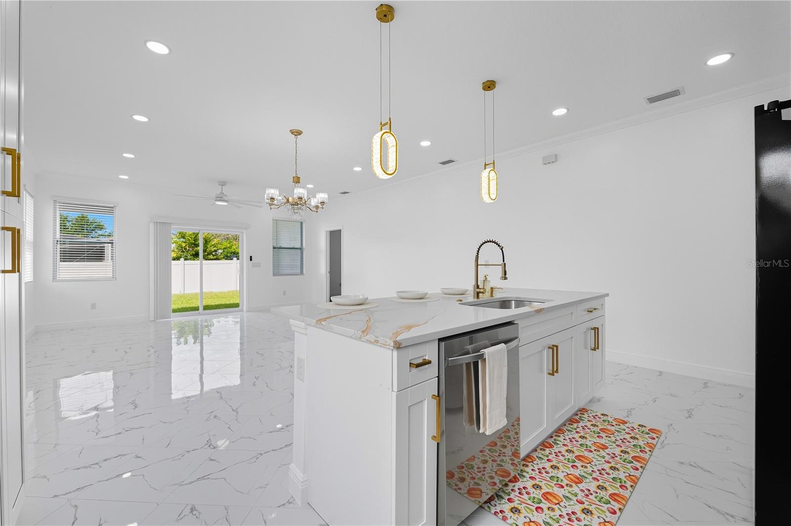8424 N 16TH ST, TAMPA, FL, 33604