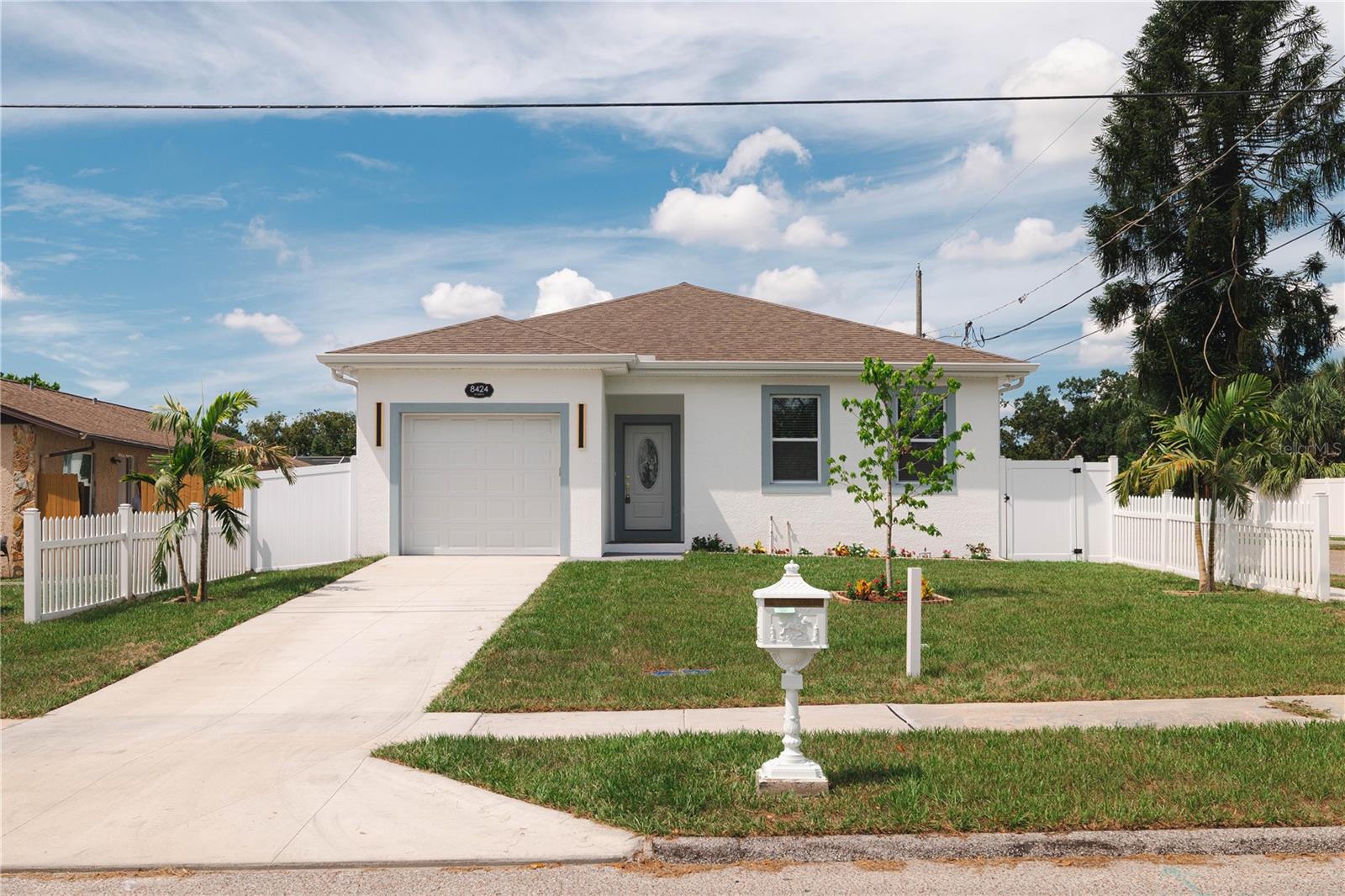 8424 N 16TH ST, TAMPA, FL, 33604