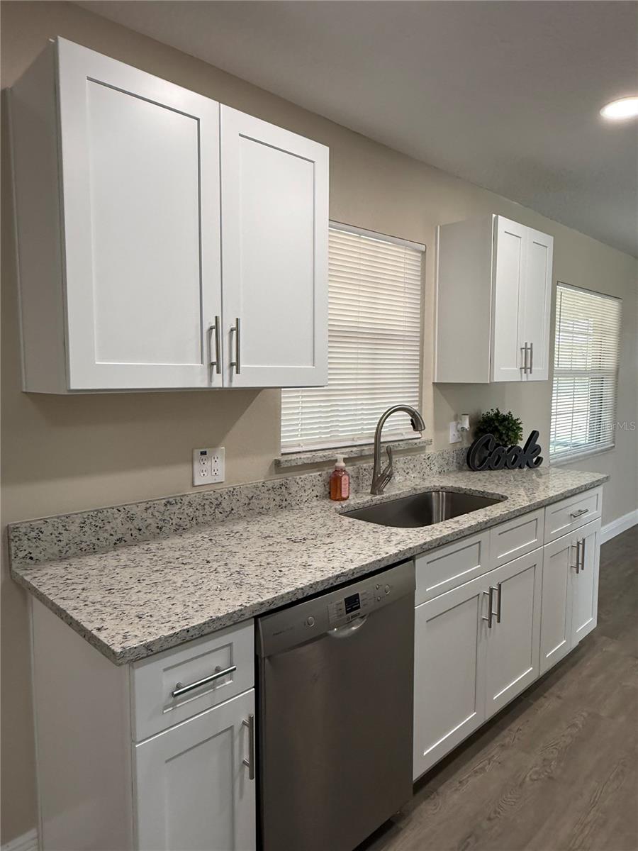 881 BRUNSWICK LN, ROCKLEDGE, FL, 32955