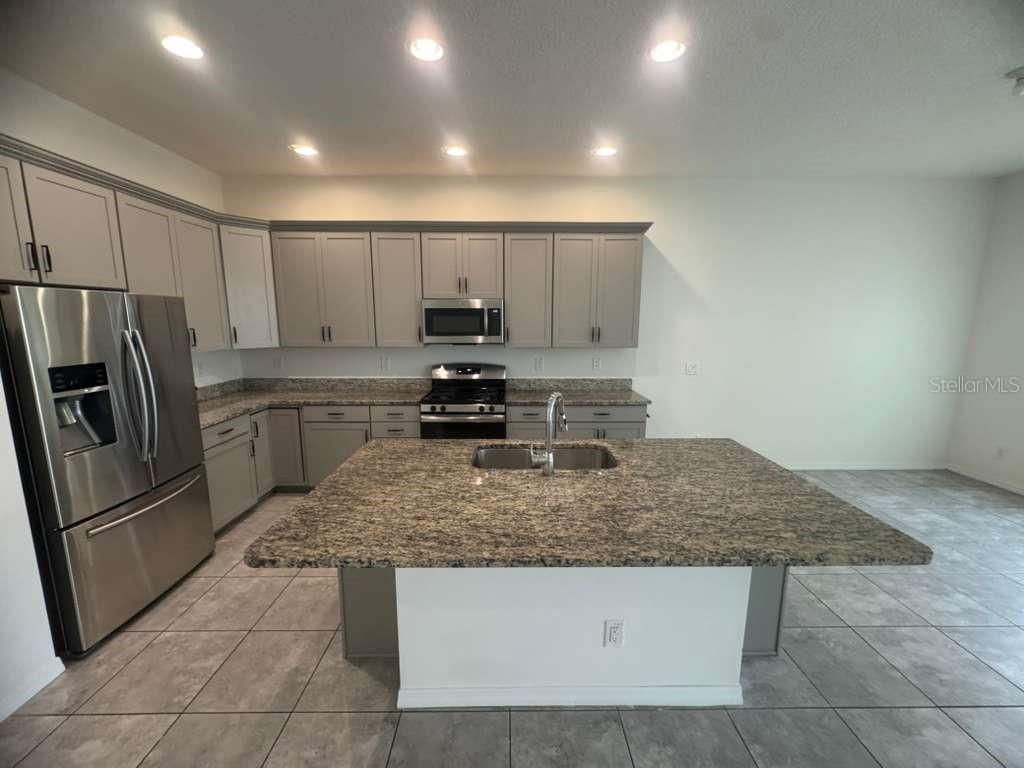 998 GRAND HILLTOP, APOPKA, FL, 32703