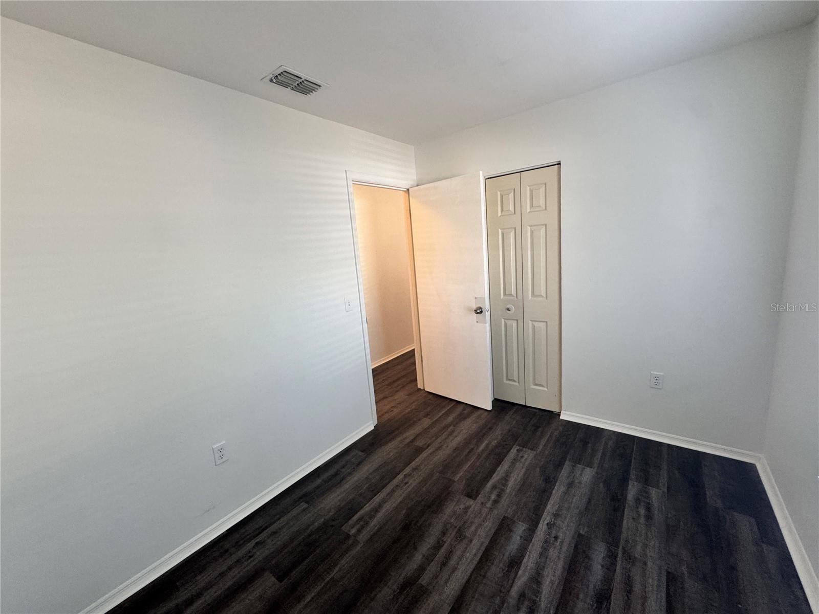 316 E PRIMROSE LN, LADY LAKE, FL, 32159