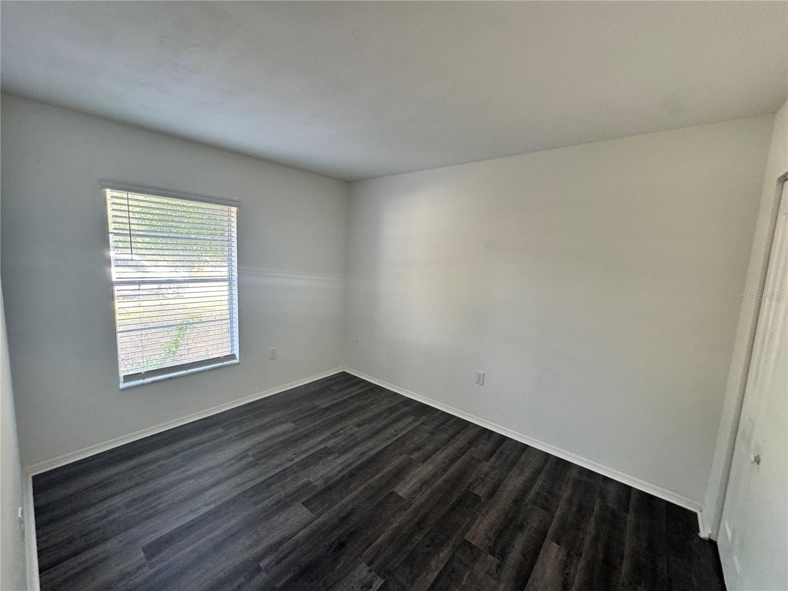 316 E PRIMROSE LN, LADY LAKE, FL, 32159
