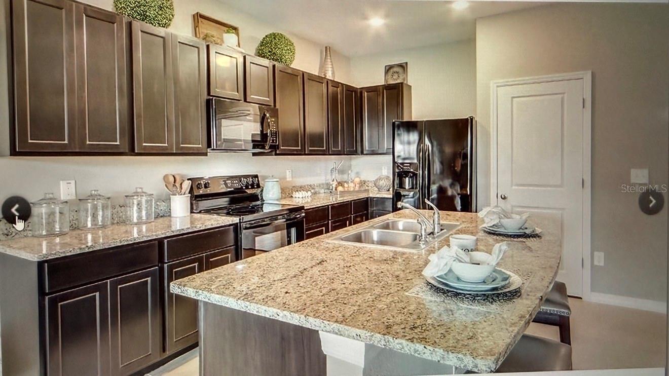 6936 BREEZY PALM DR, RIVERVIEW, FL, 33578