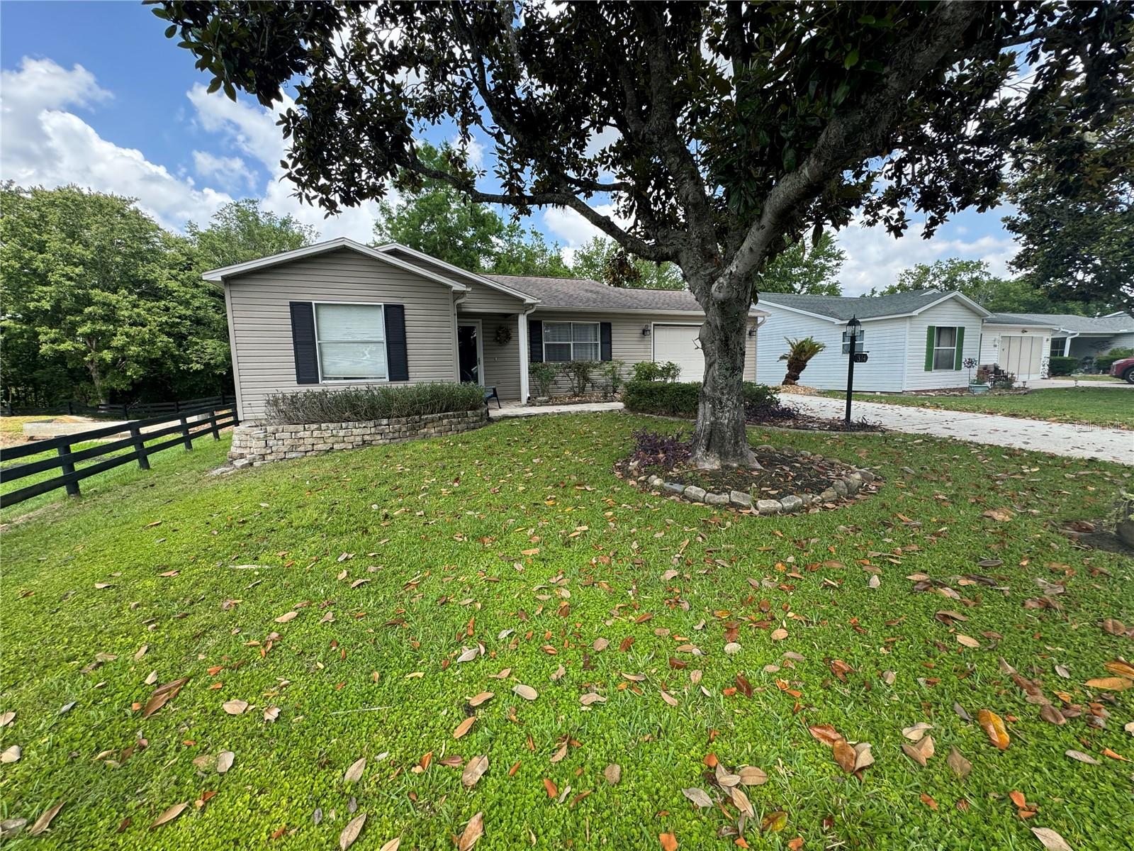 314 JUAREZ WAY, LADY LAKE, FL, 32159