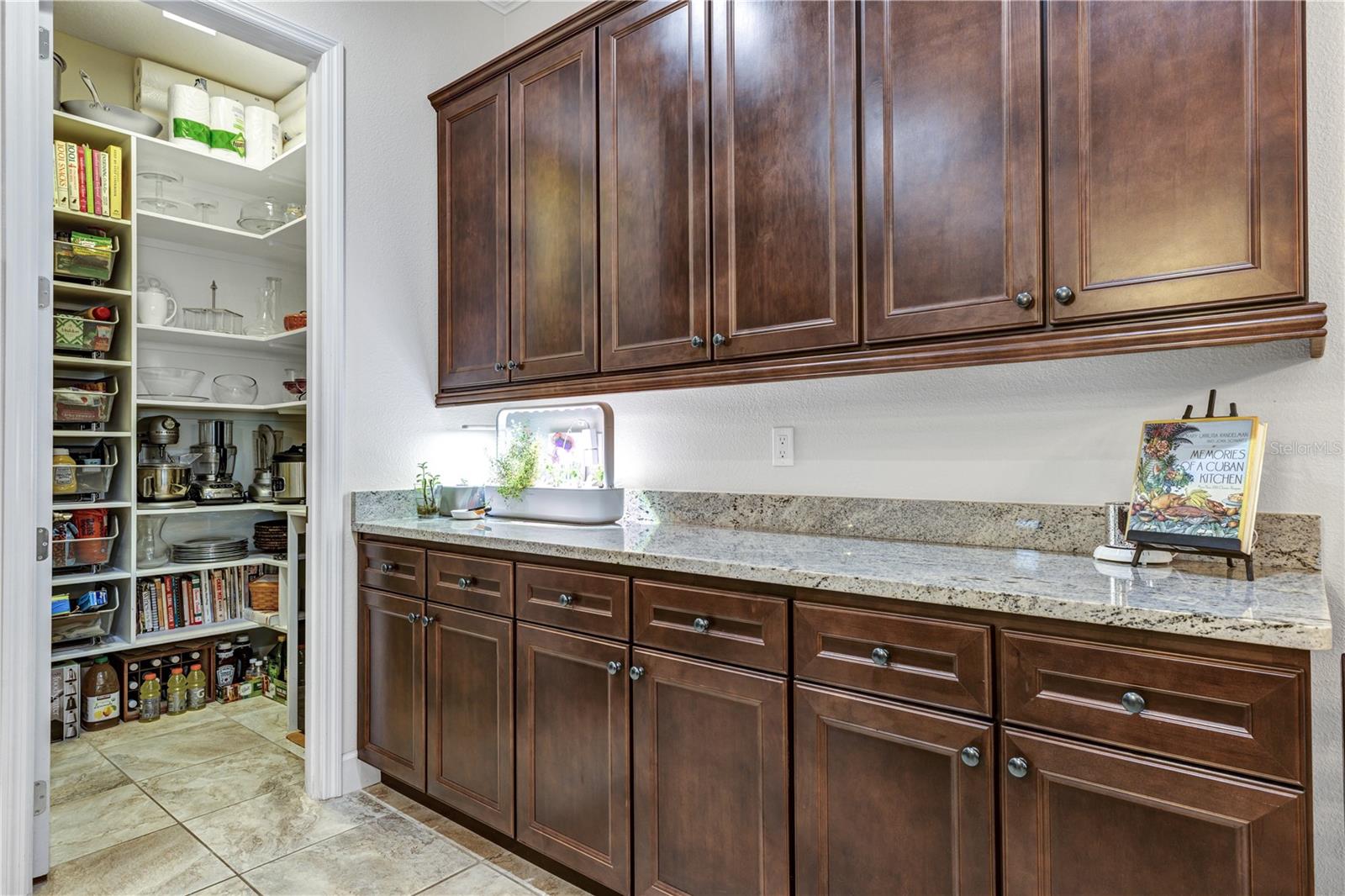 1122 GARDENSHIRE LN, DELAND, FL, 32724