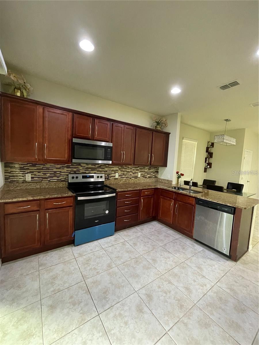 2353 GRATIA PL, CASSELBERRY, FL, 32707