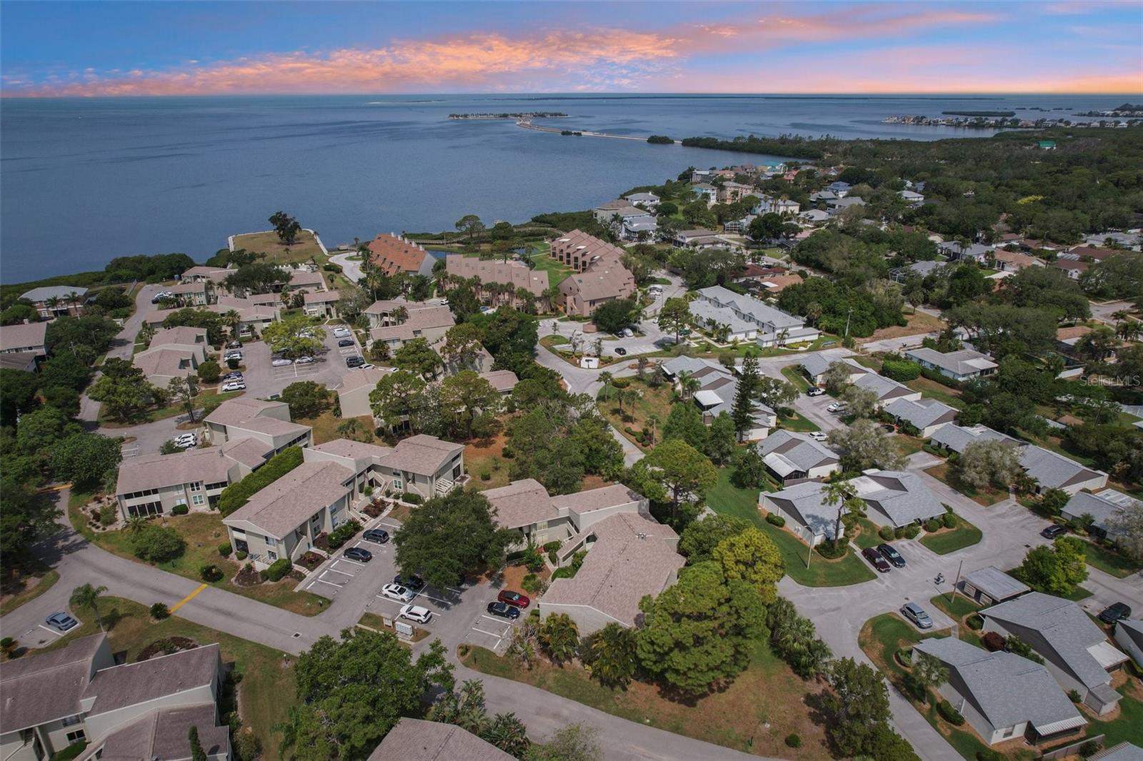 505 WINDRUSH BAY DR, TARPON SPRINGS, FL, 34689