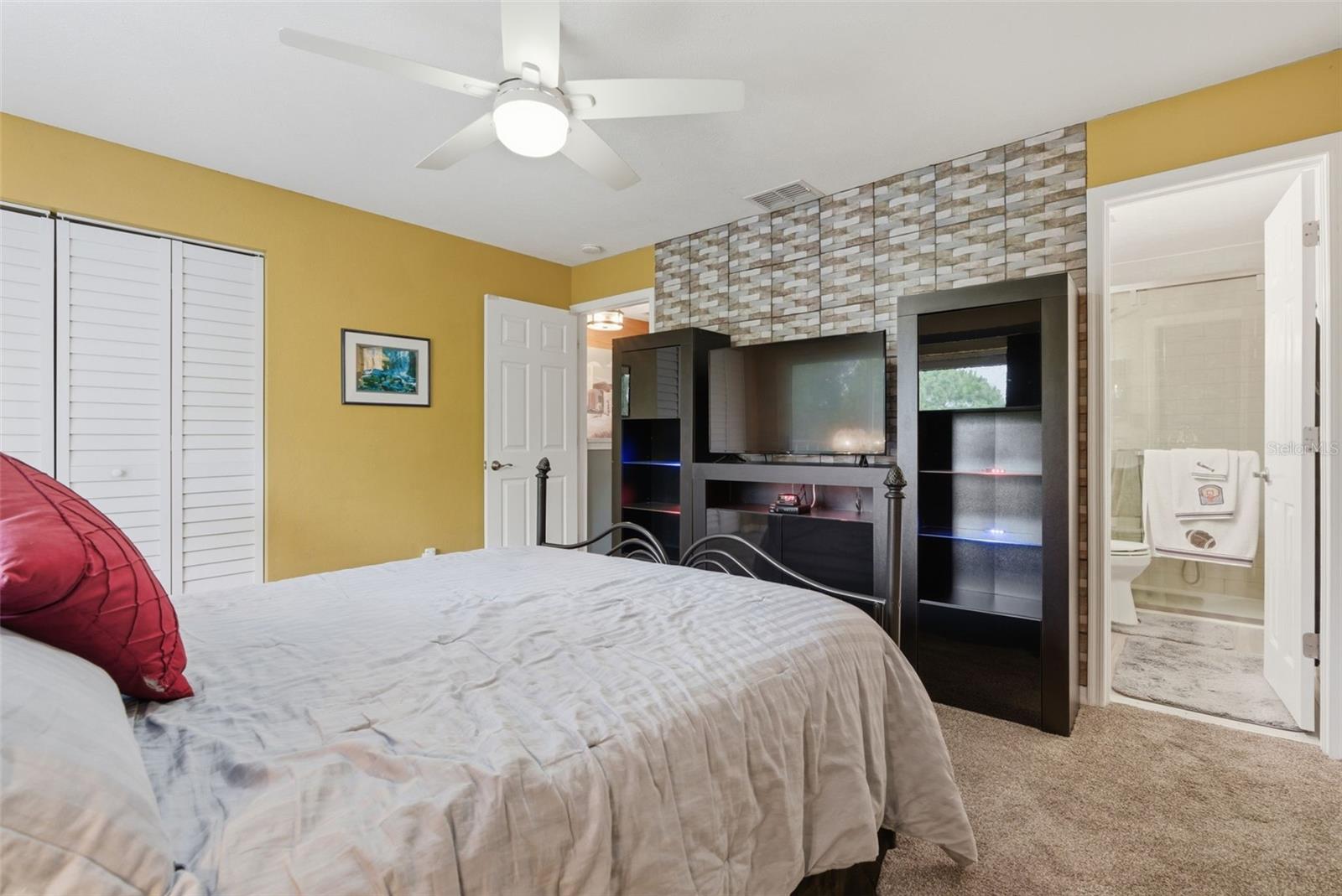 1411 WATER VIEW DR W, LARGO, FL, 33771