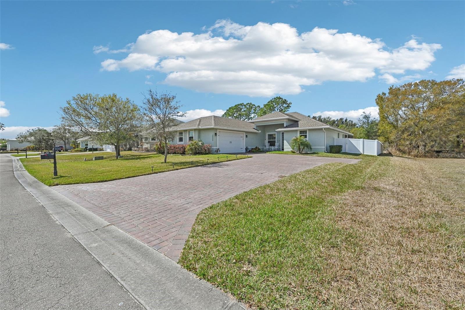3955 OAK HOLLOW AVE, VERO BEACH, FL, 32966