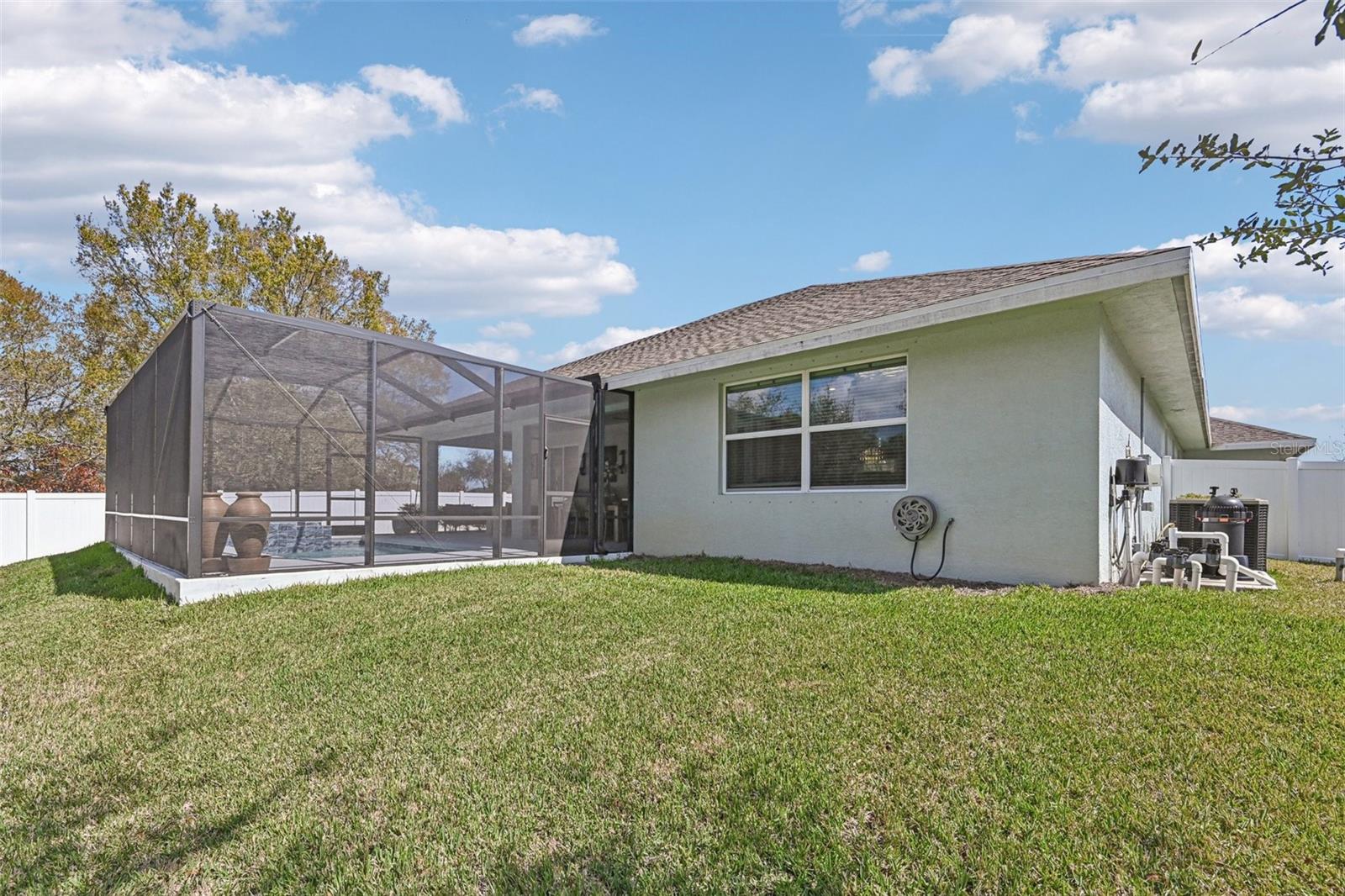 3955 OAK HOLLOW AVE, VERO BEACH, FL, 32966