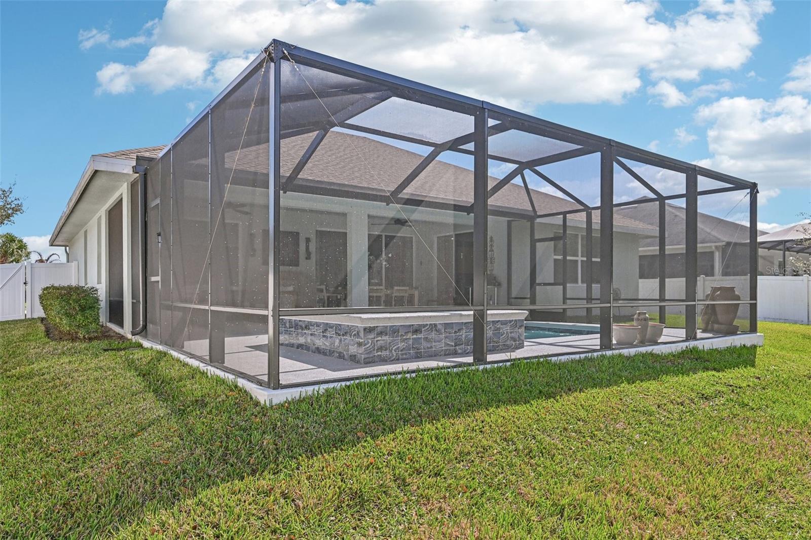 3955 OAK HOLLOW AVE, VERO BEACH, FL, 32966