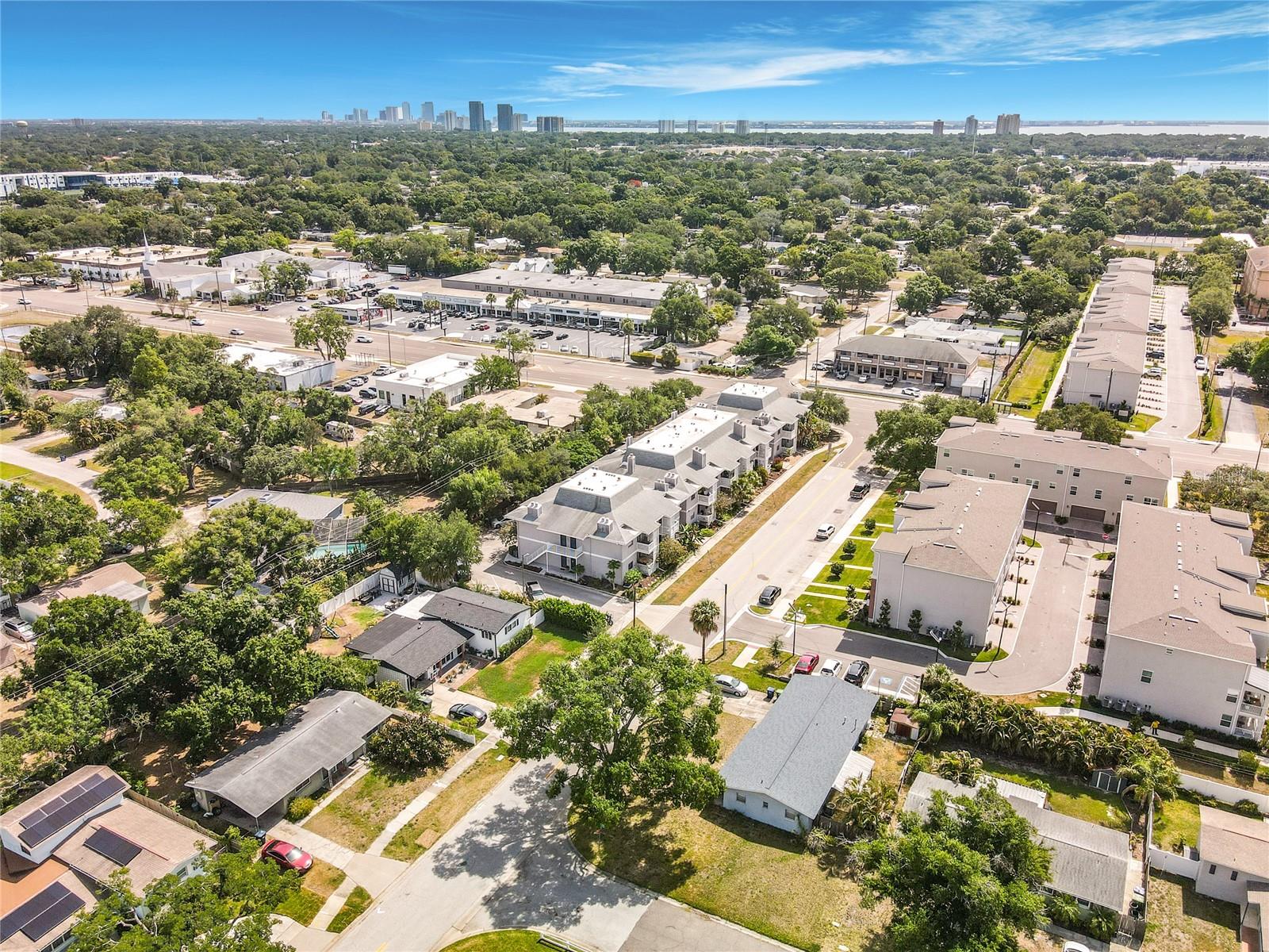 4405 W FAIR OAKS AVE #18, TAMPA, FL, 33611