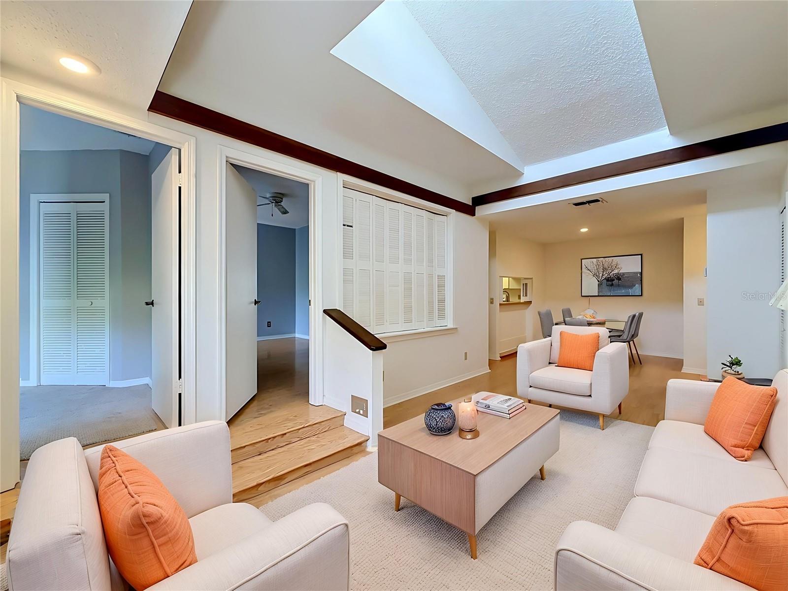 4405 W FAIR OAKS AVE #18, TAMPA, FL, 33611