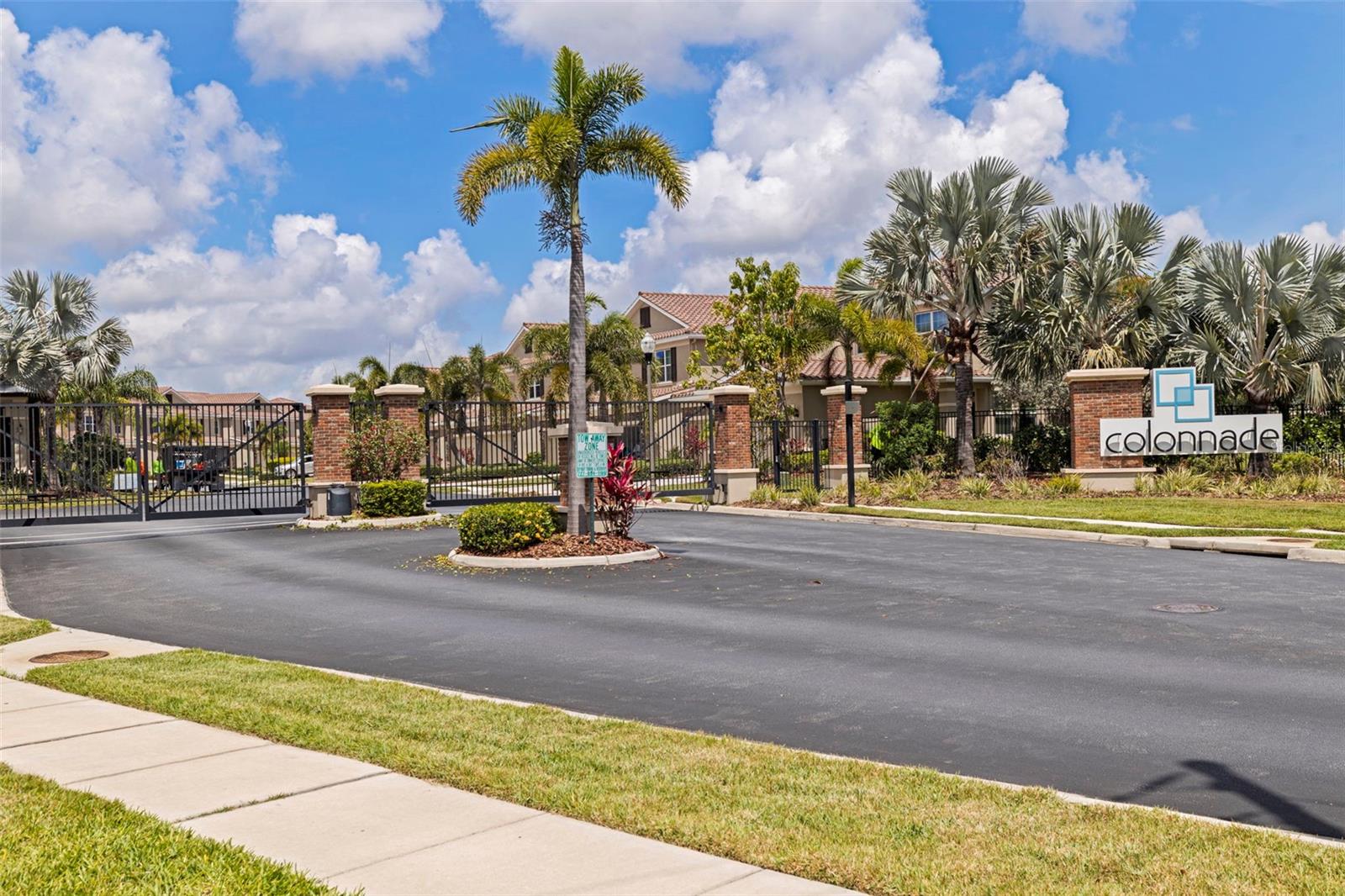568 53RD AVE N, ST PETERSBURG, FL, 33703