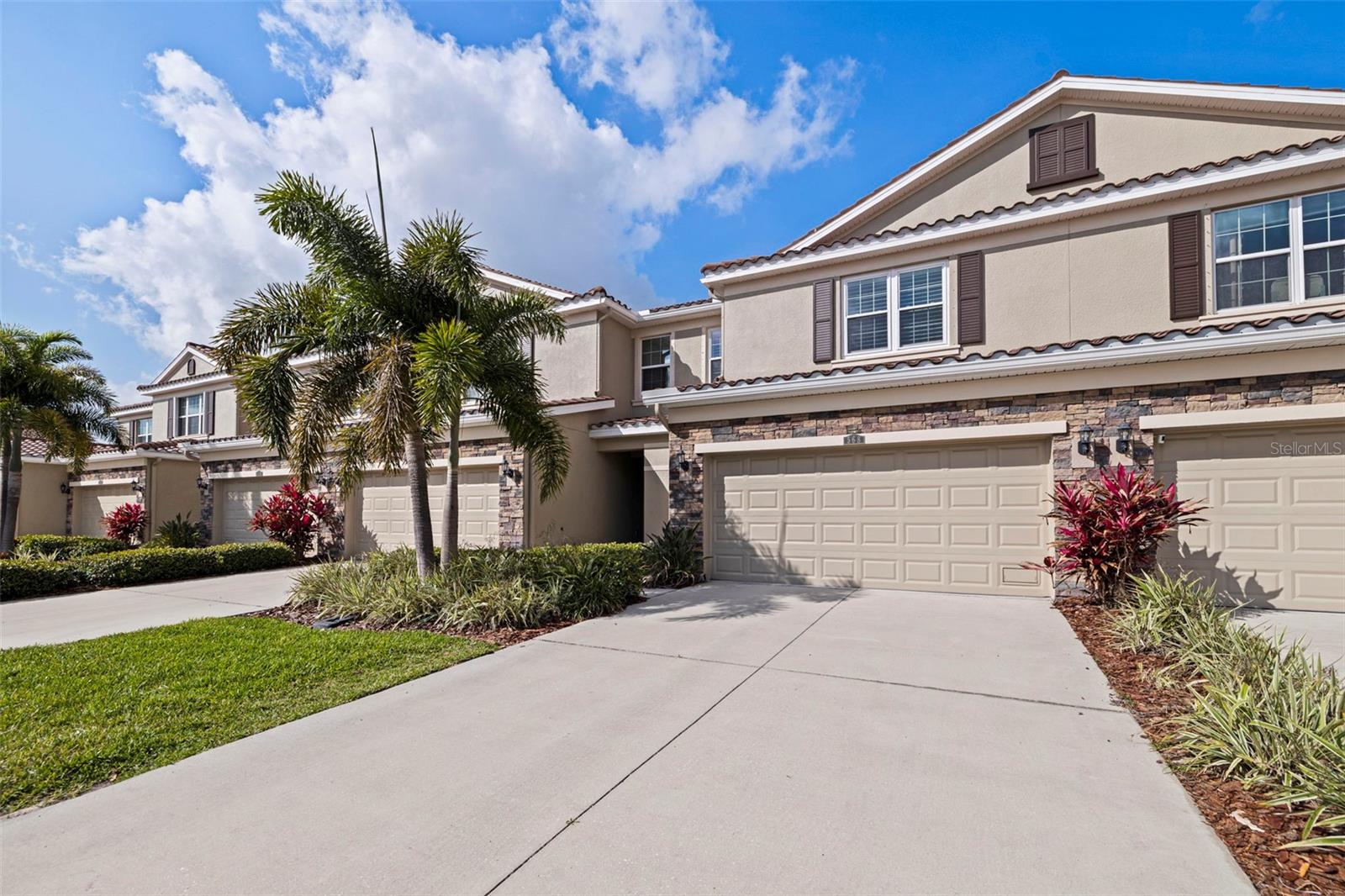 568 53RD AVE N, ST PETERSBURG, FL, 33703