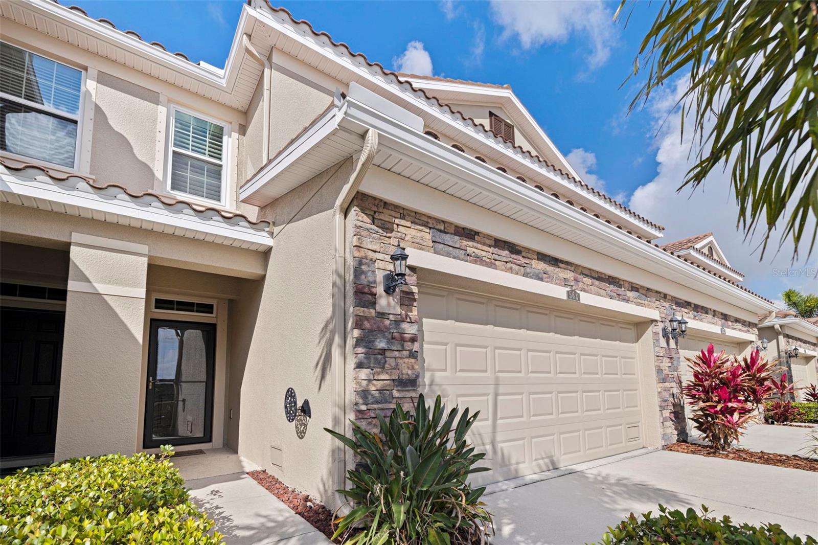 568 53RD AVE N, ST PETERSBURG, FL, 33703
