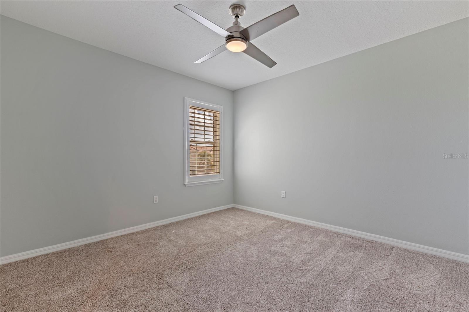 568 53RD AVE N, ST PETERSBURG, FL, 33703