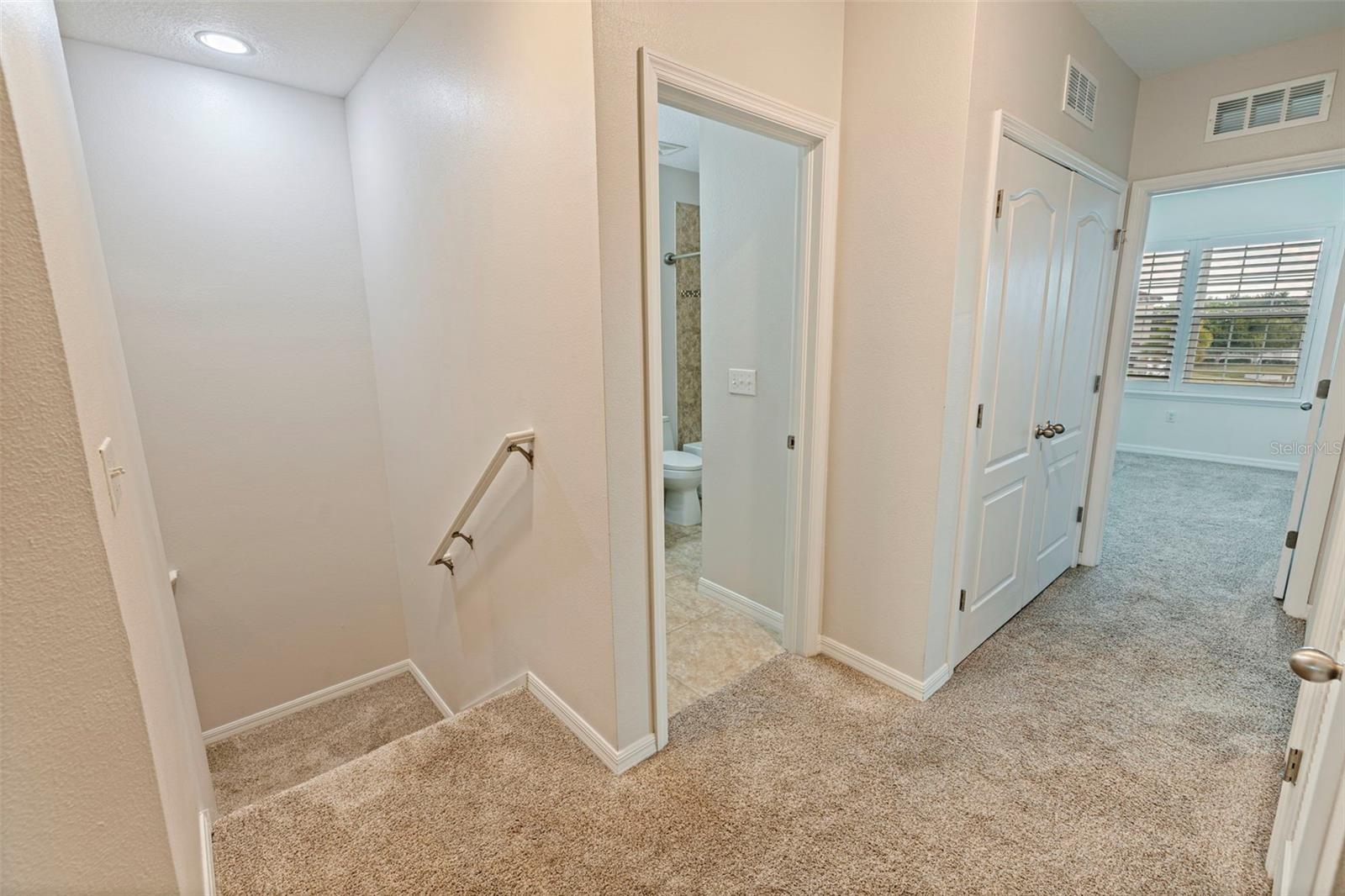 568 53RD AVE N, ST PETERSBURG, FL, 33703