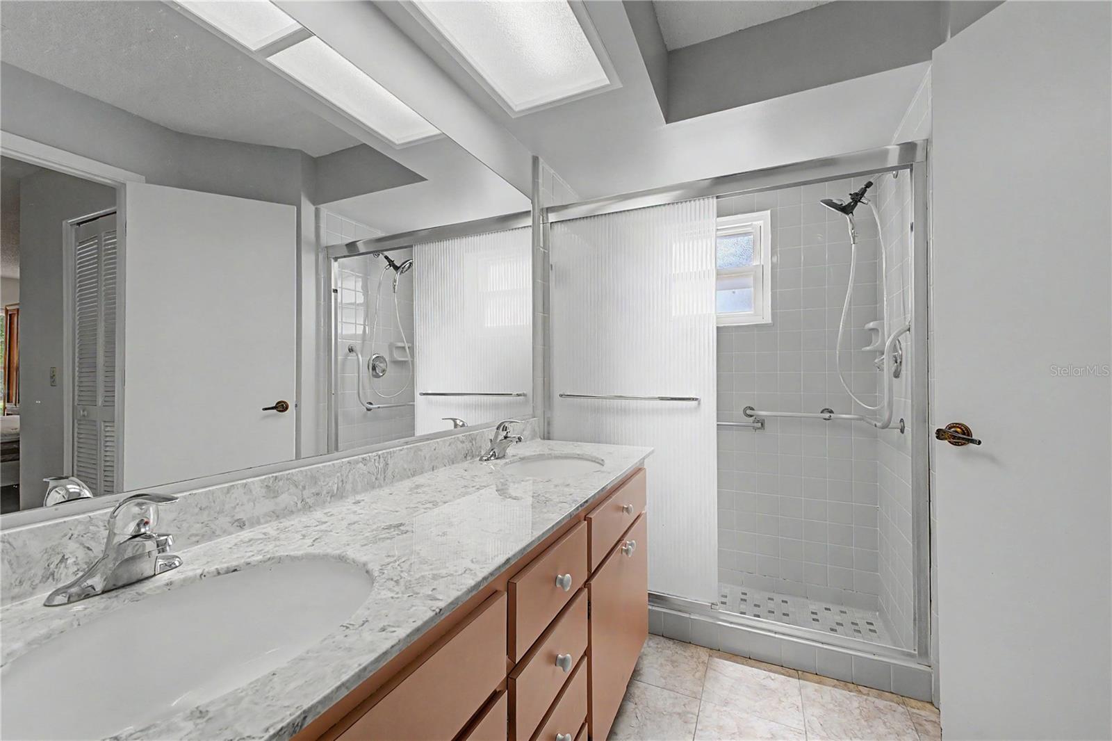 7088 CROWN OAKS DR, SPRING HILL, FL, 34606