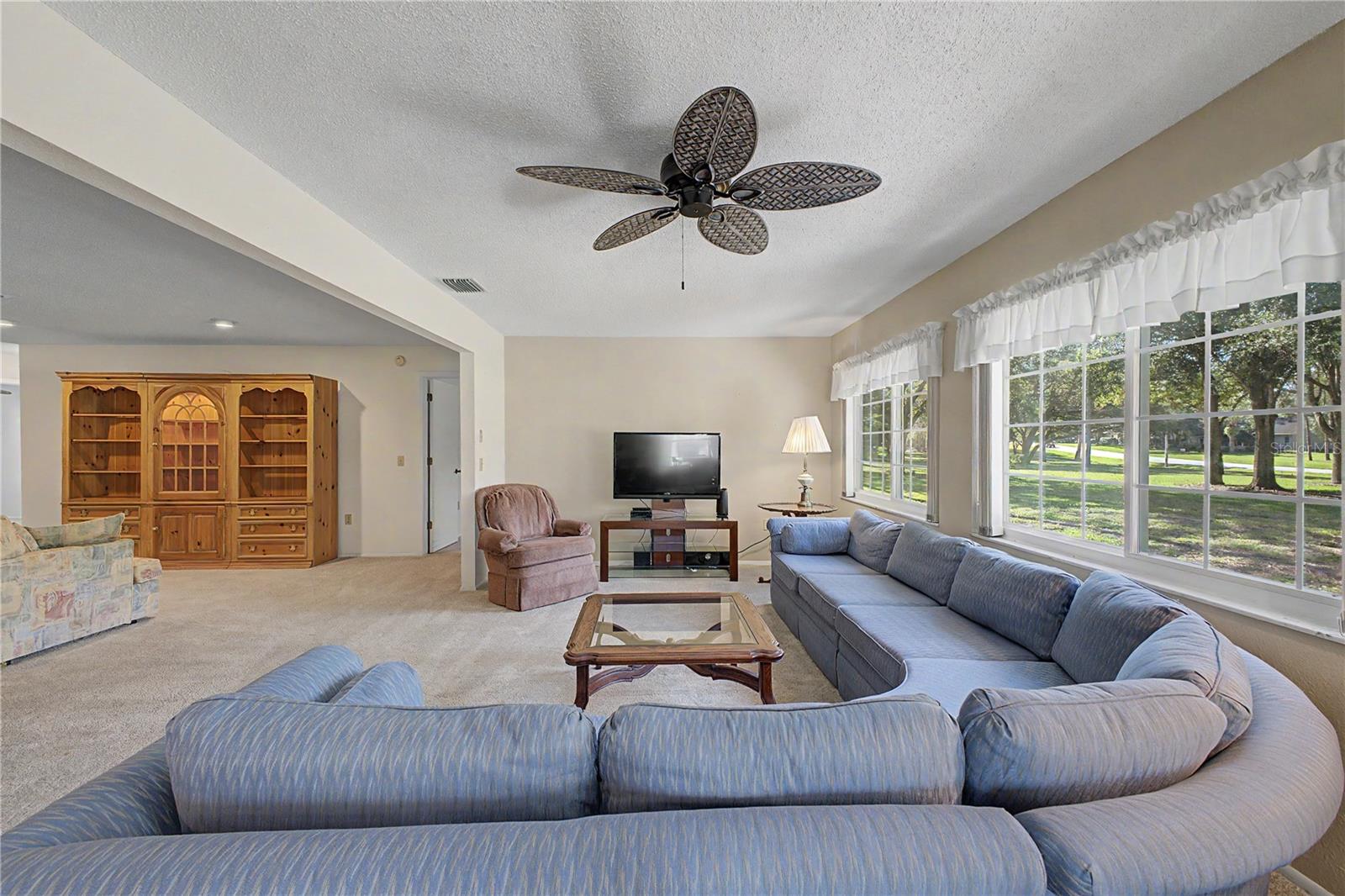 7088 CROWN OAKS DR, SPRING HILL, FL, 34606