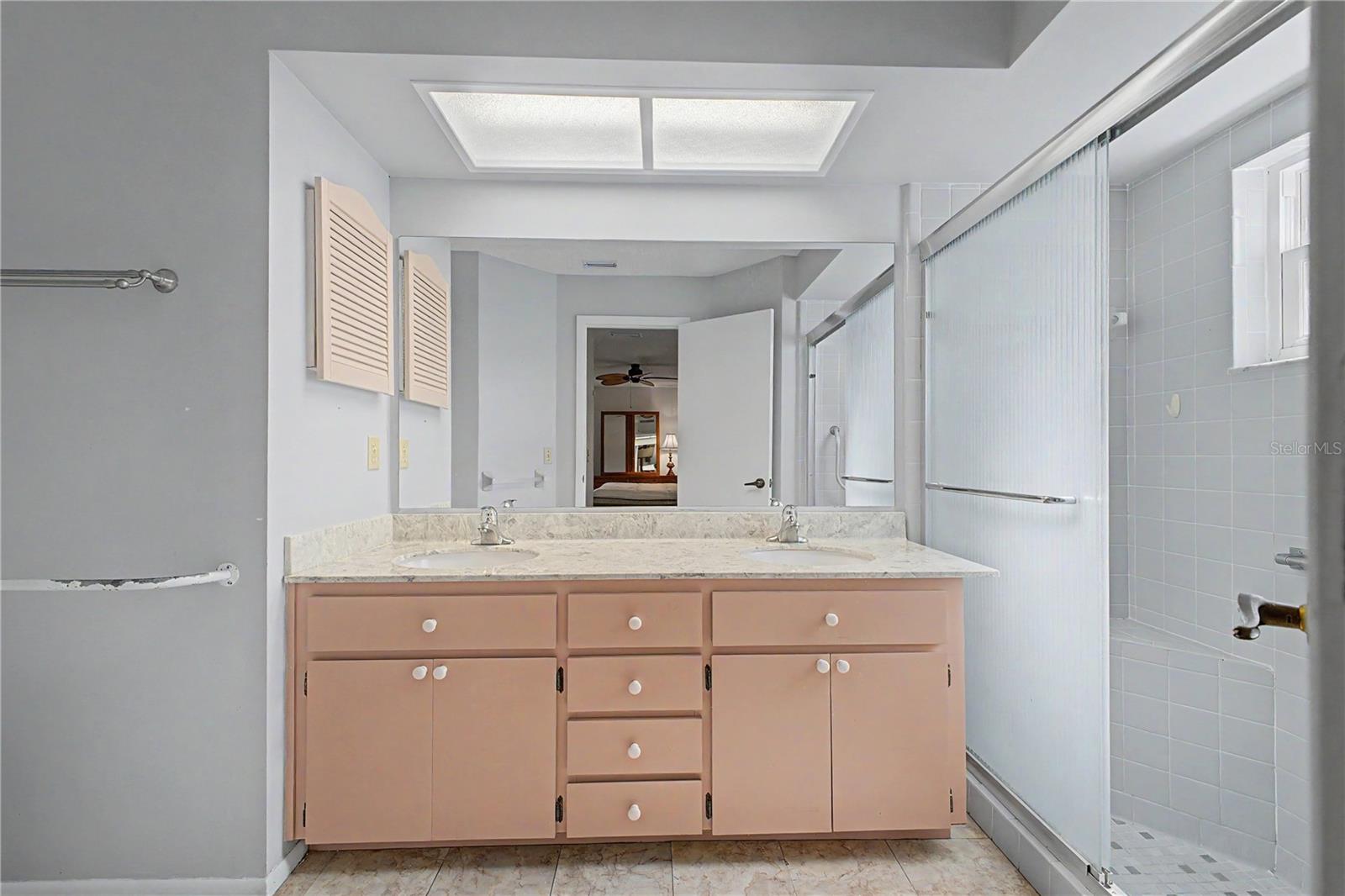 7088 CROWN OAKS DR, SPRING HILL, FL, 34606