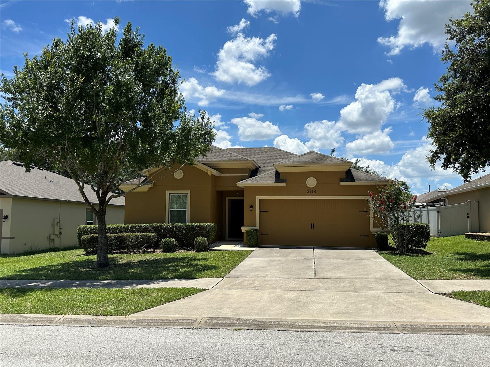 2115 WASECA LN, LEESBURG, FL, 34748