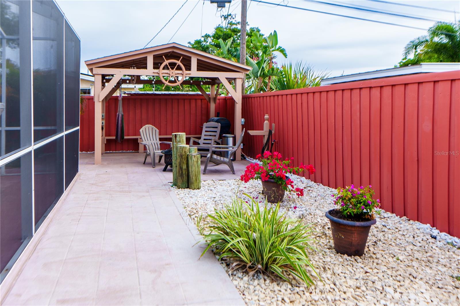 4350 37TH AVE N, ST PETERSBURG, FL, 33713