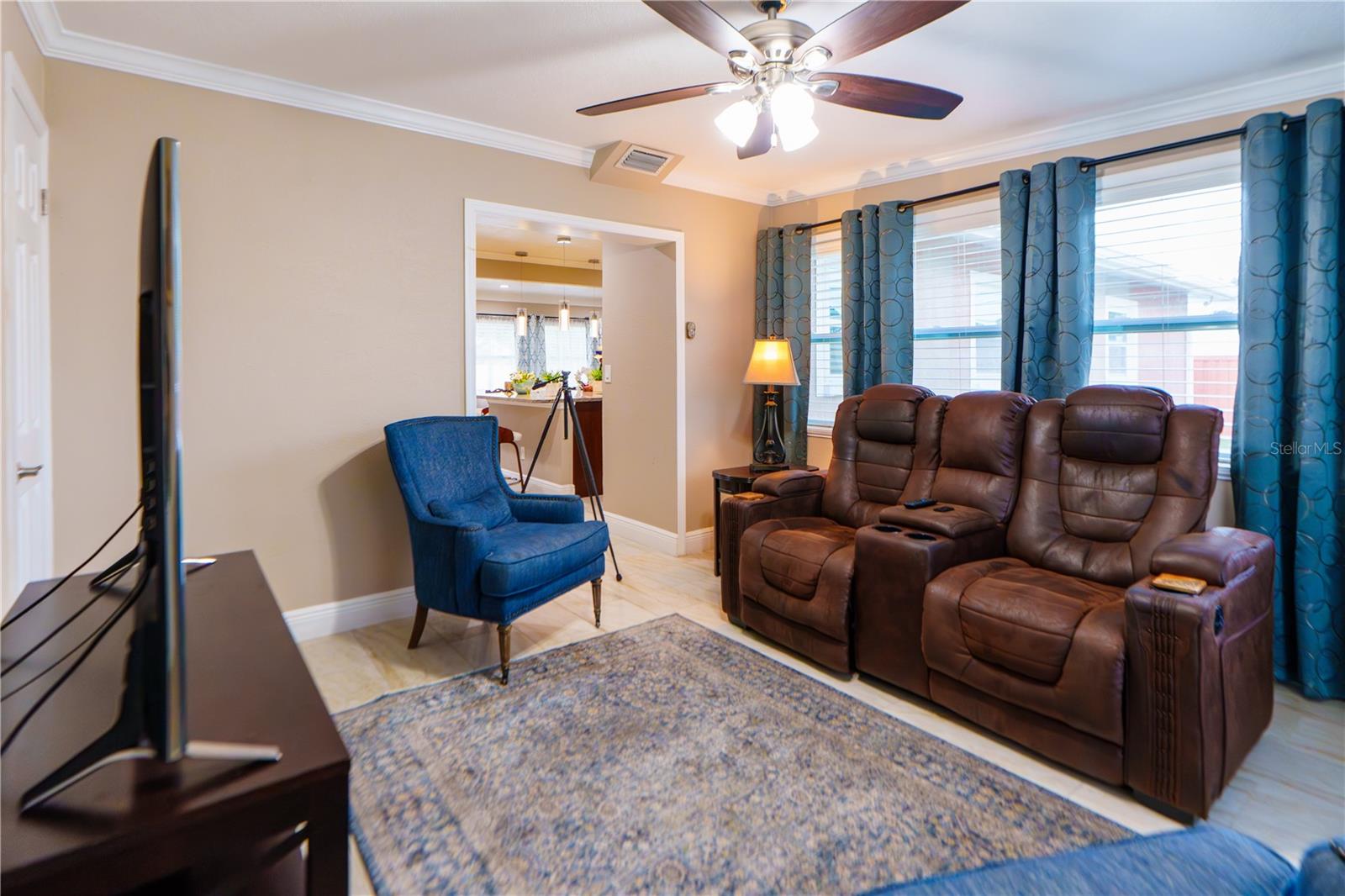 4350 37TH AVE N, ST PETERSBURG, FL, 33713