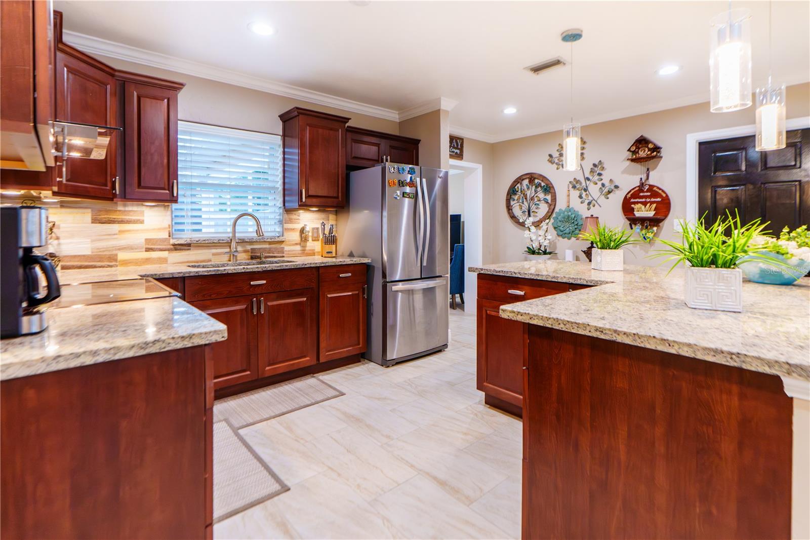 4350 37TH AVE N, ST PETERSBURG, FL, 33713
