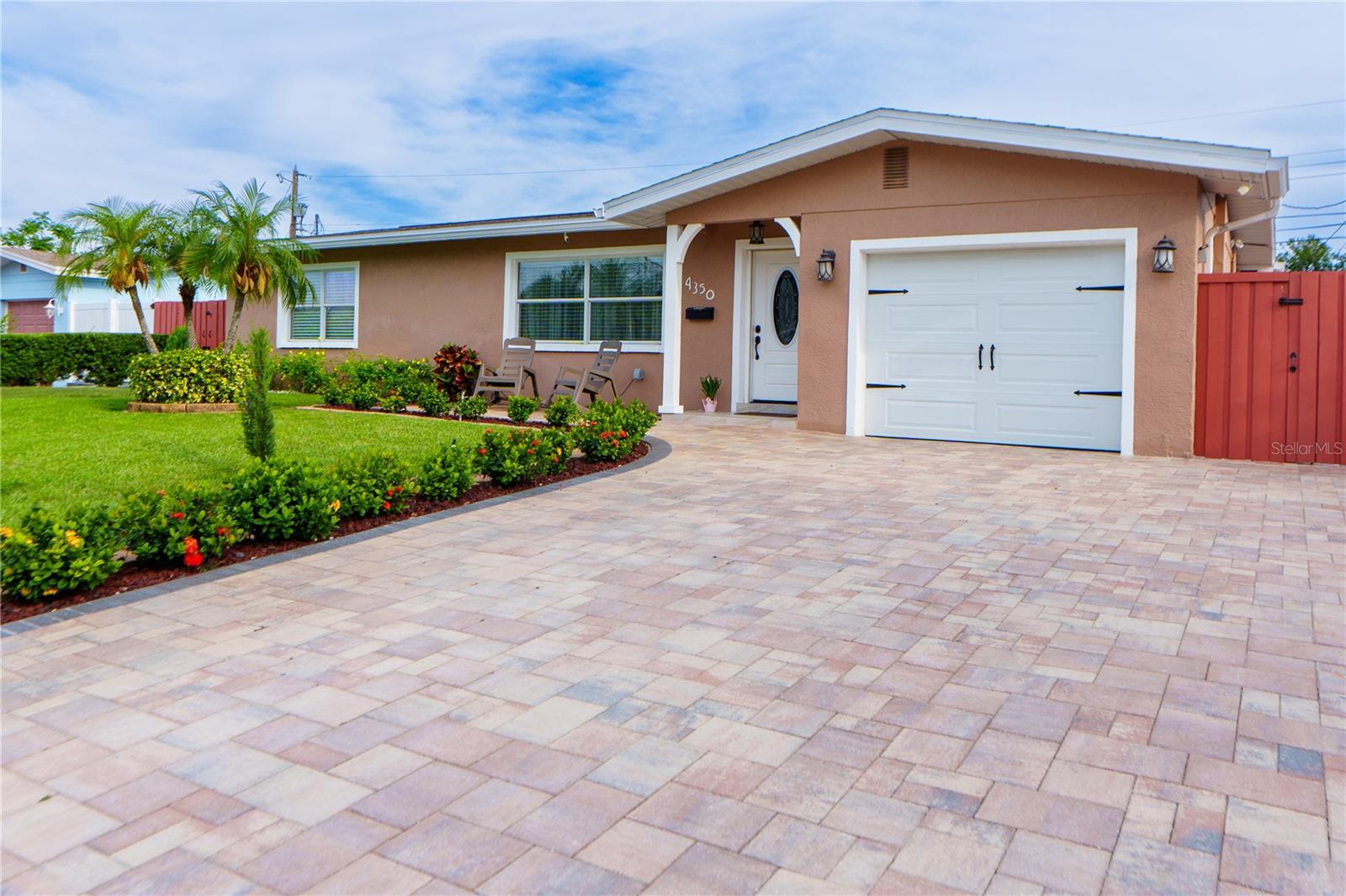 4350 37TH AVE N, ST PETERSBURG, FL, 33713